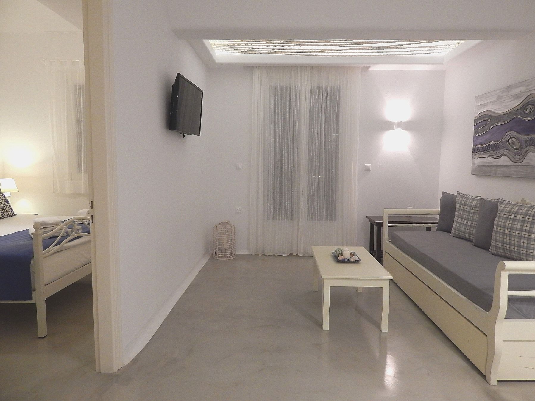 Deluxe One Bedroom Apartment