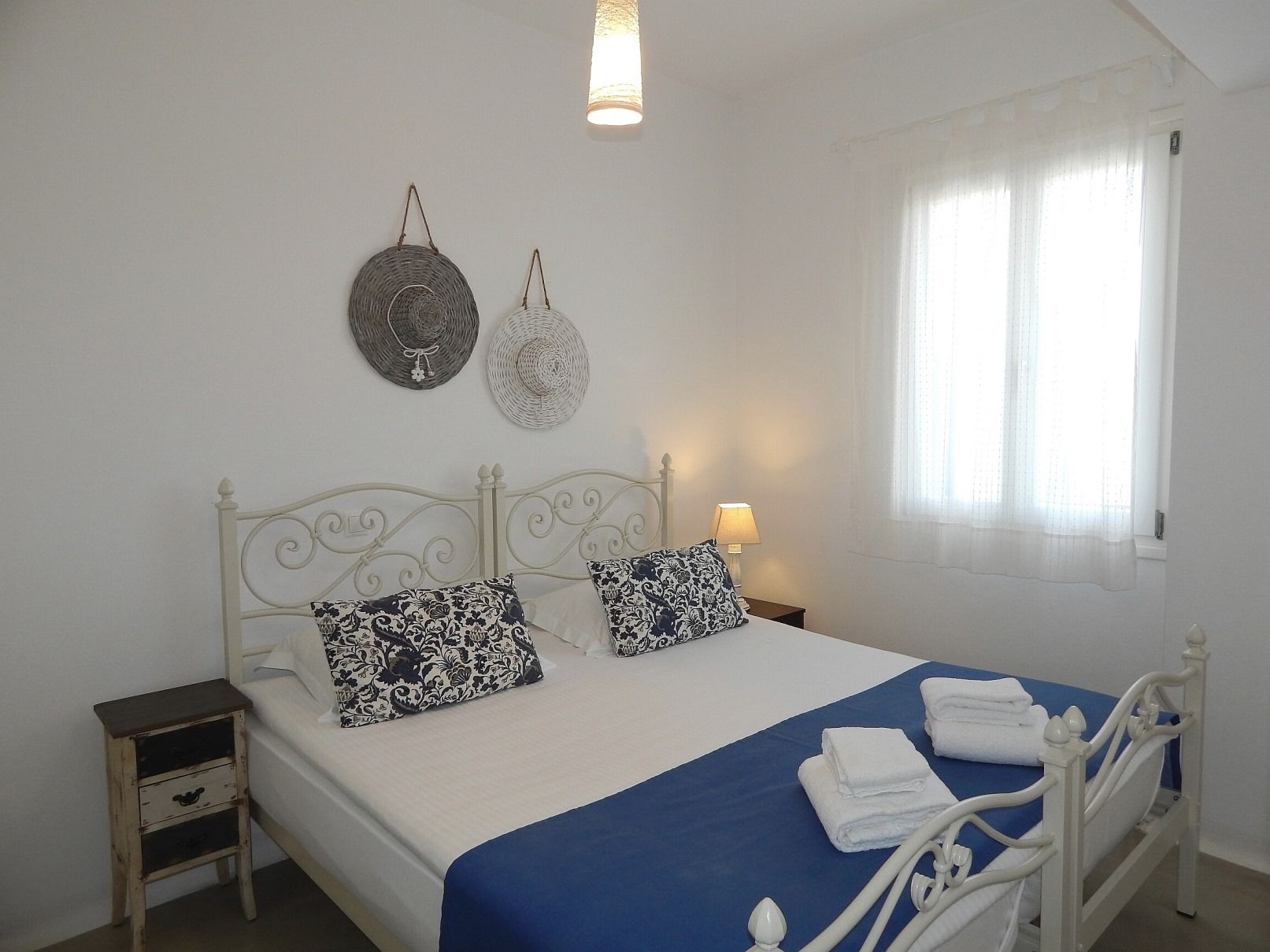 Deluxe One Bedroom Apartment
