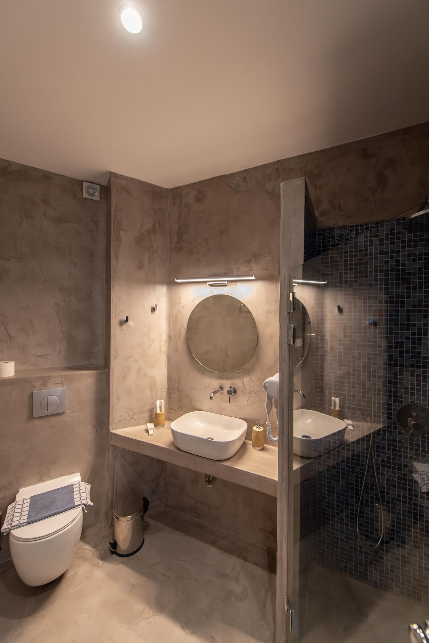 Double Room 24sqm