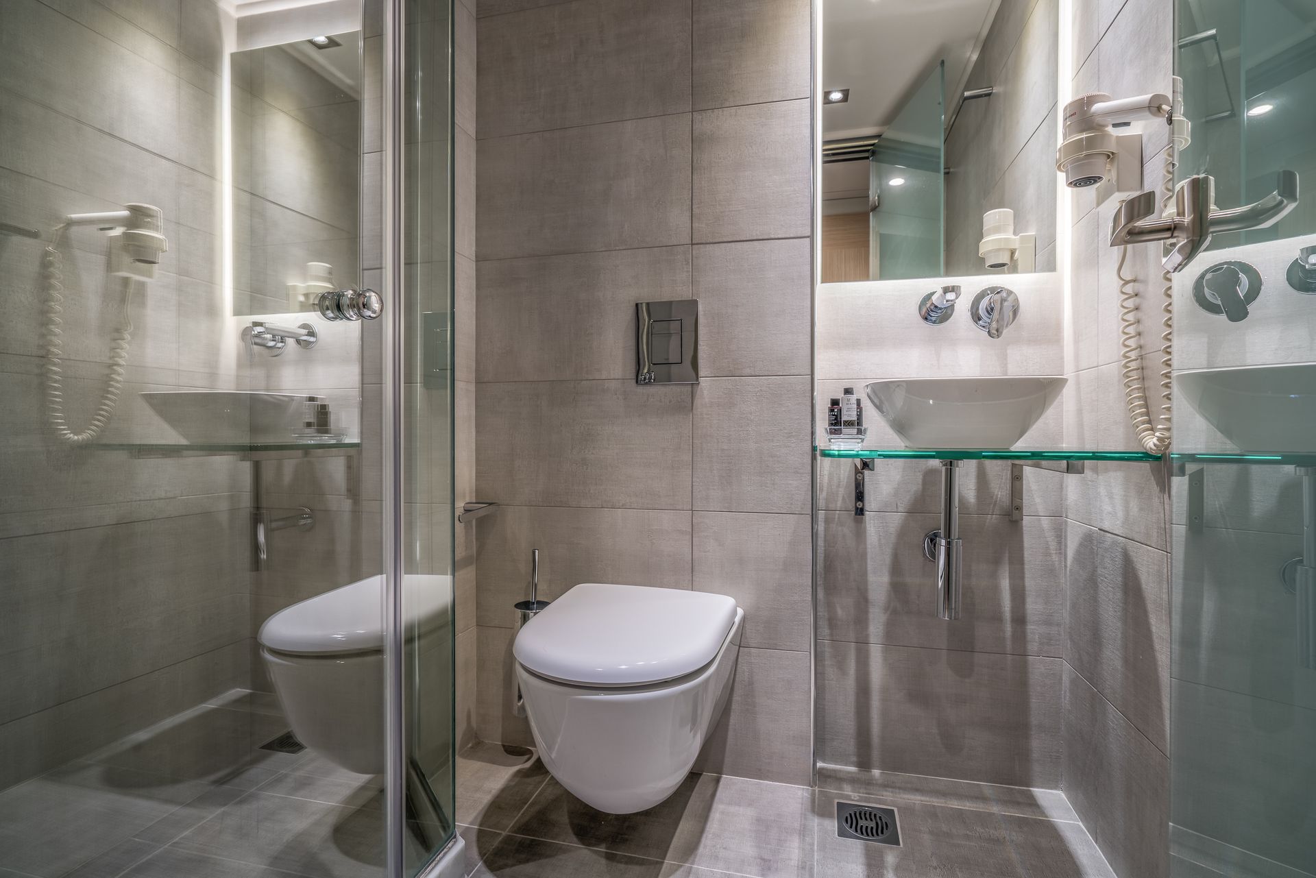 Standard Twin/Double Room 