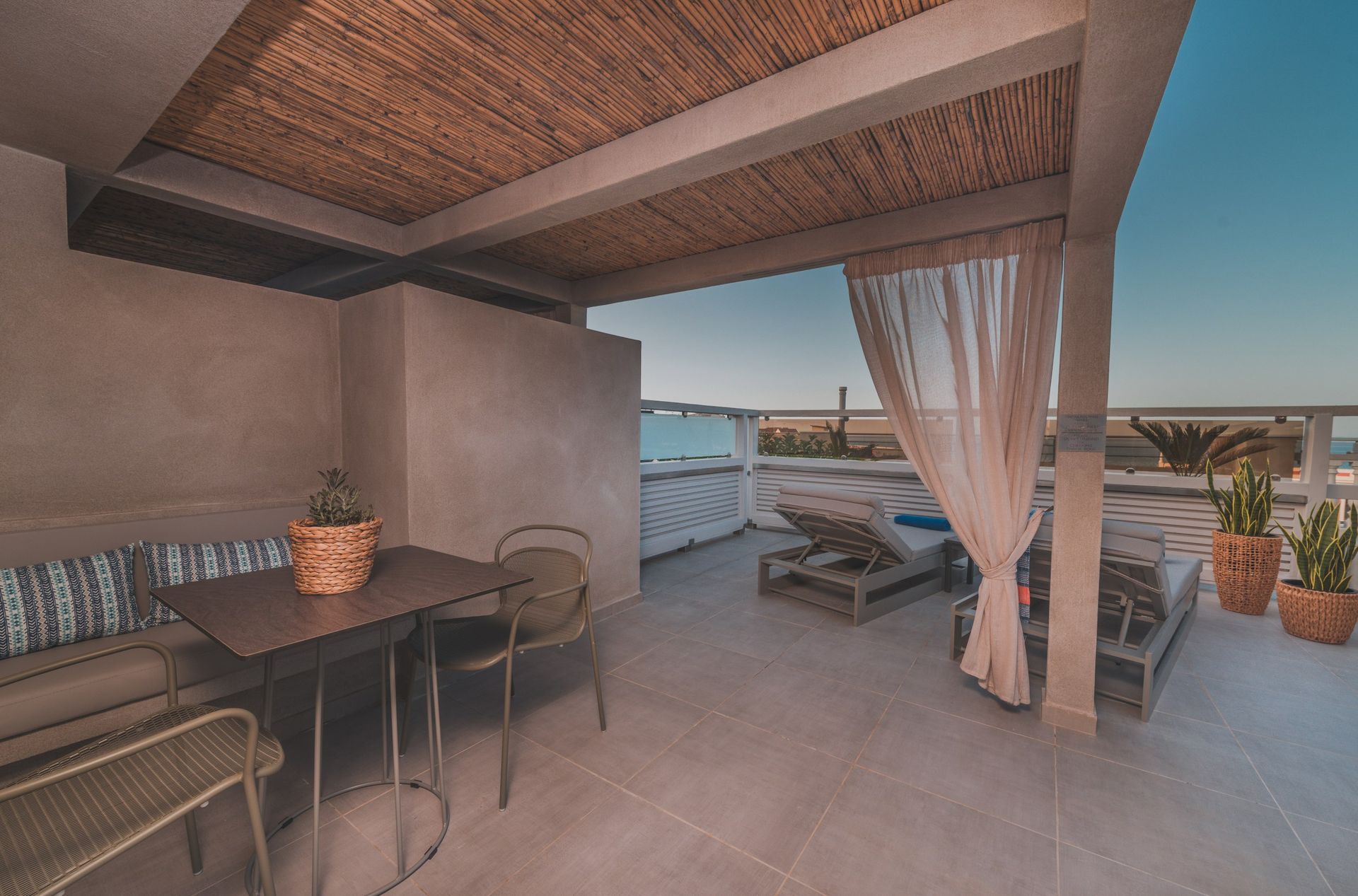 Superior Room (up to 2)