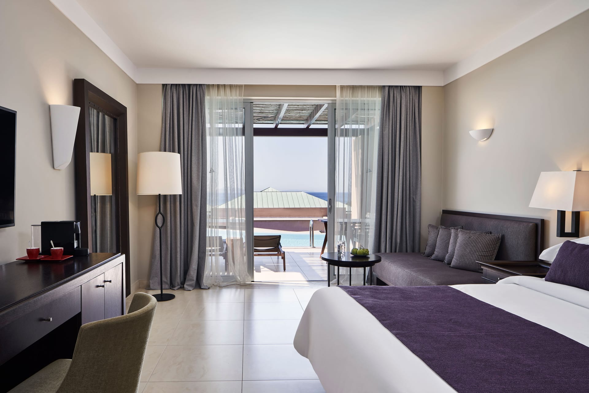 Twin / Double Room Swim Up Sea View