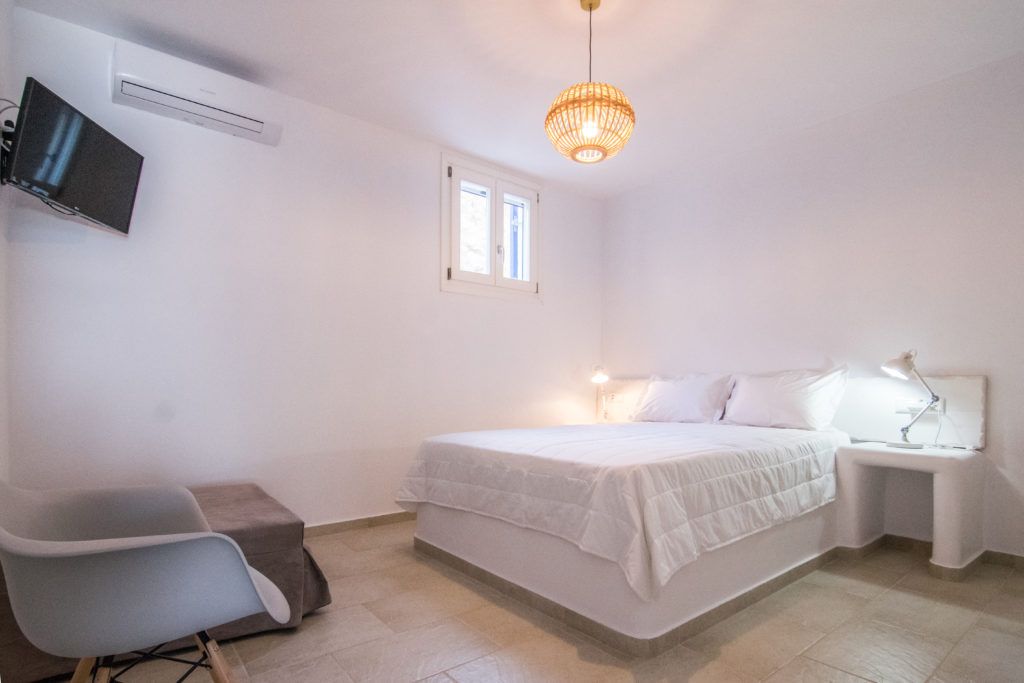 Kitron | Maisonette Villa with Sea View