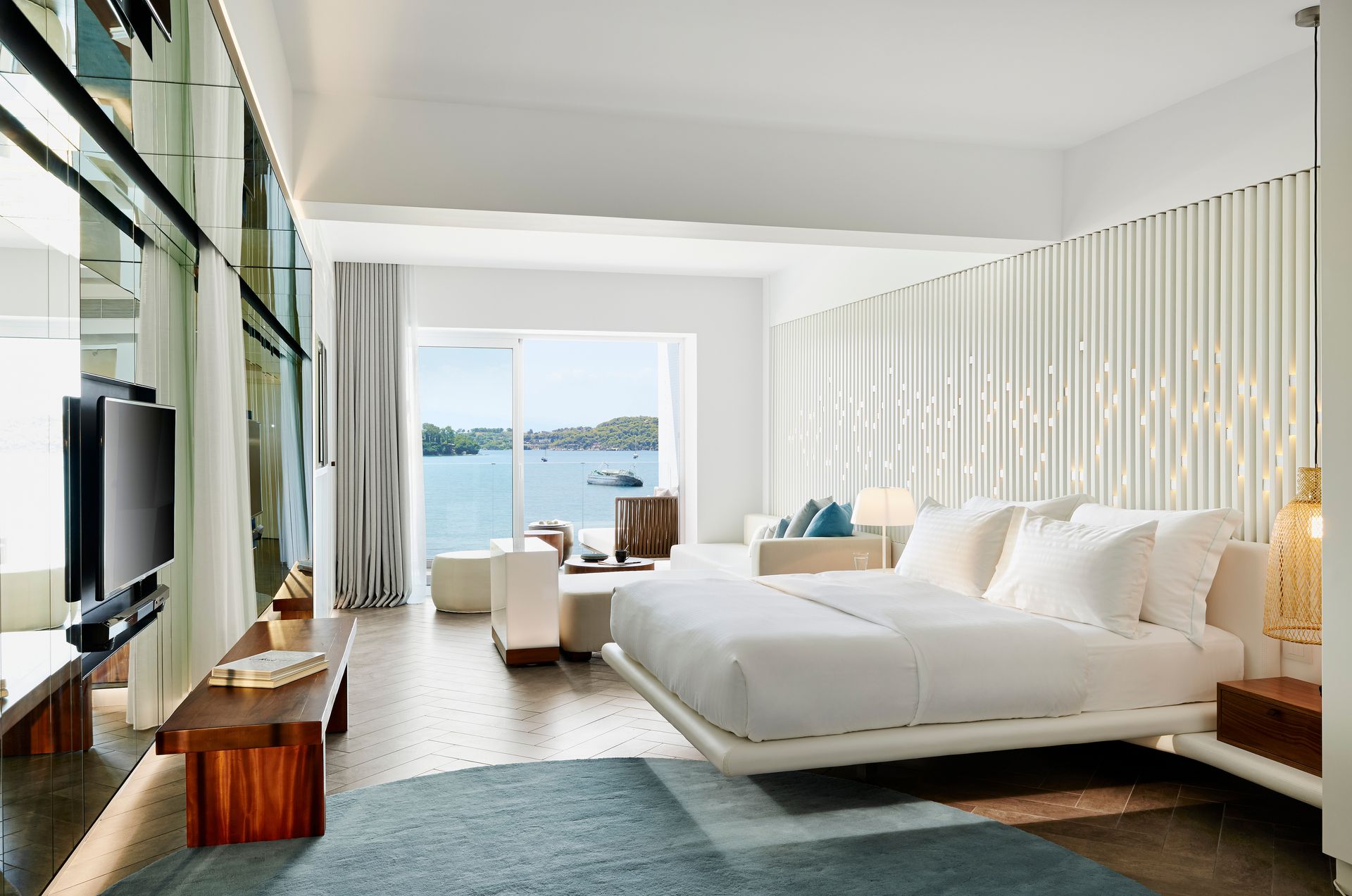 Signature Suite with Sea View