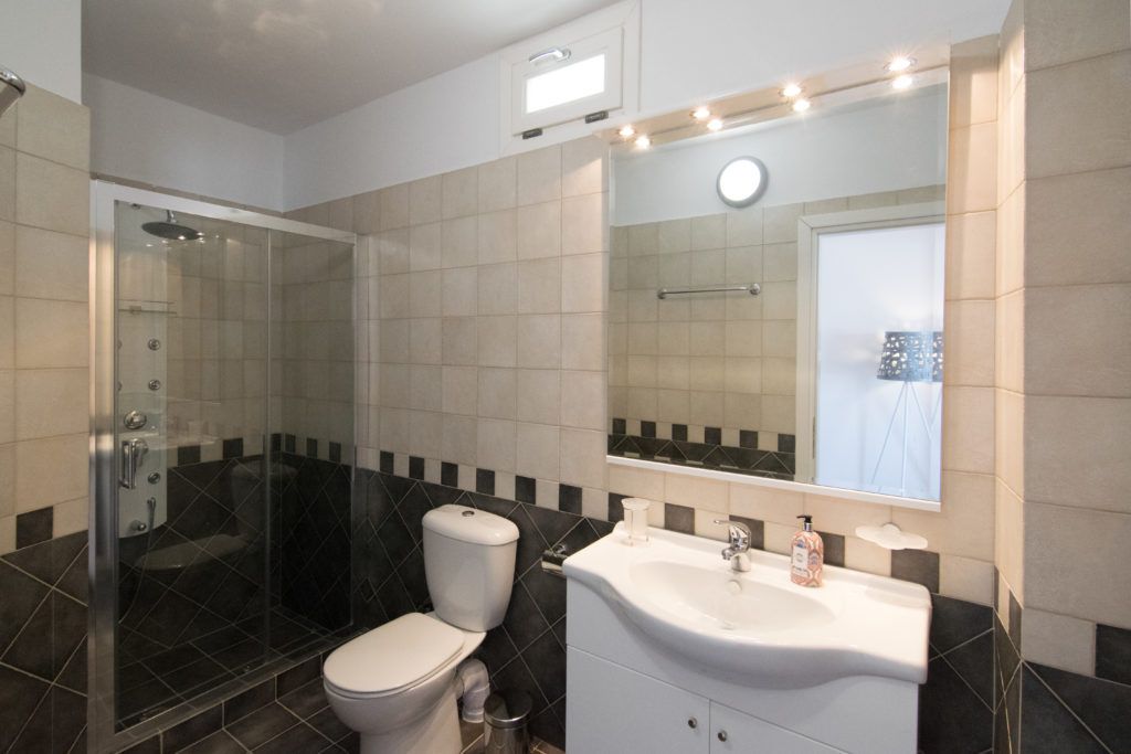 Emery | Maisonette Villa Semi Private Pool with Sea View