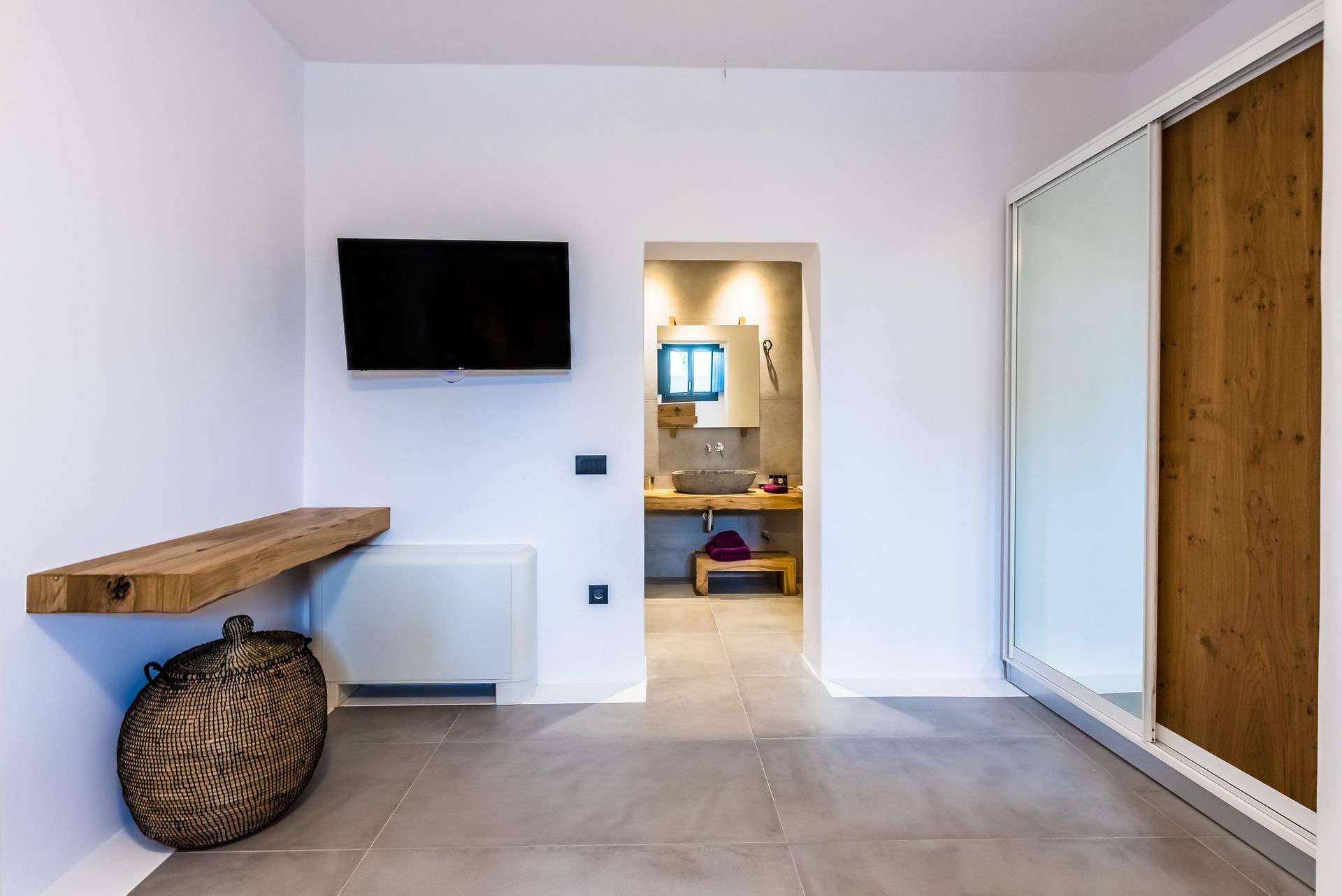 Standard Room with Patio (semi basement)