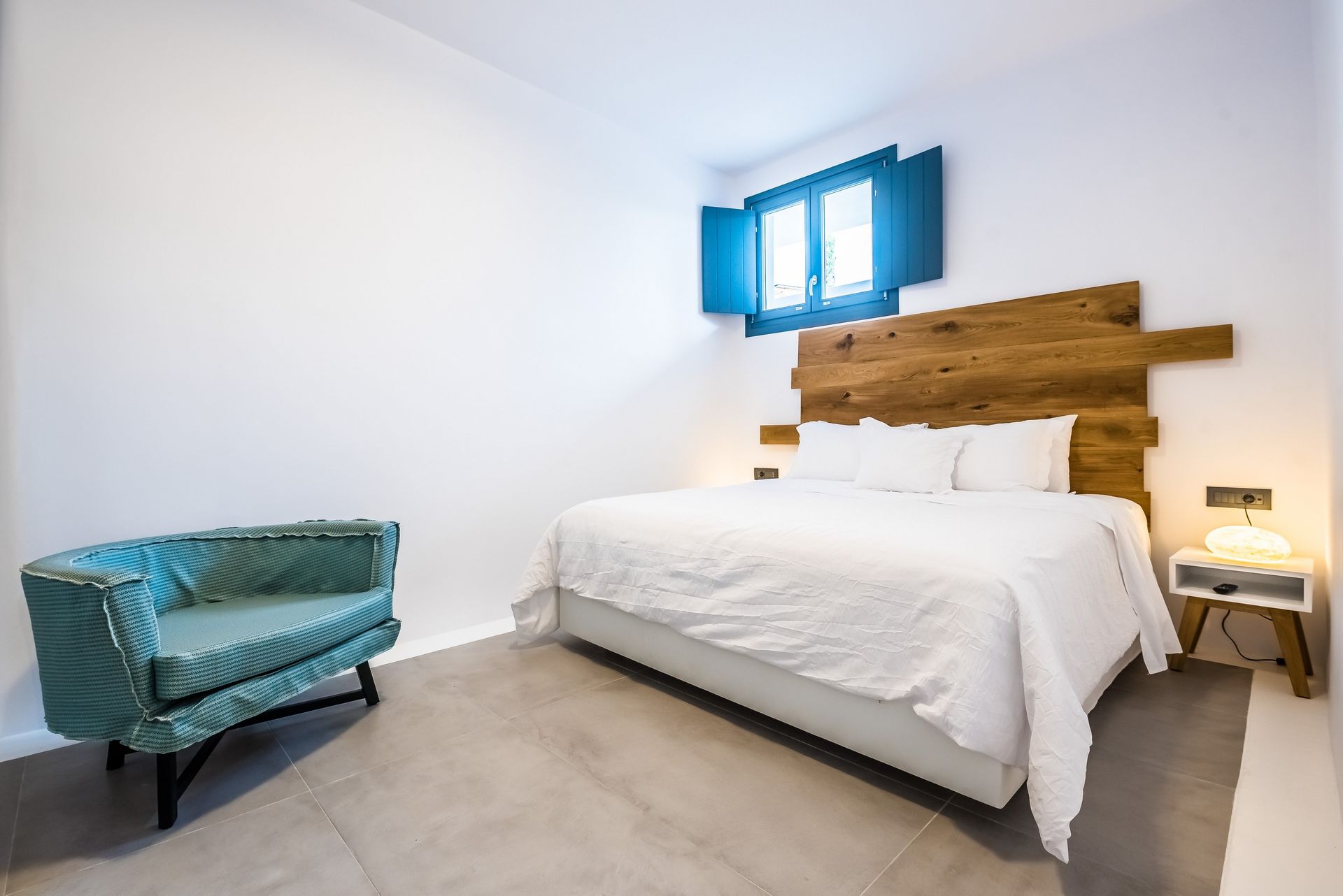 Standard Room with Patio (semi basement)