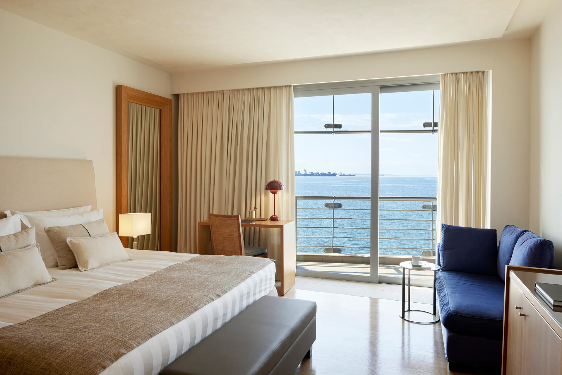 Executive Room Sea View 32-36m²