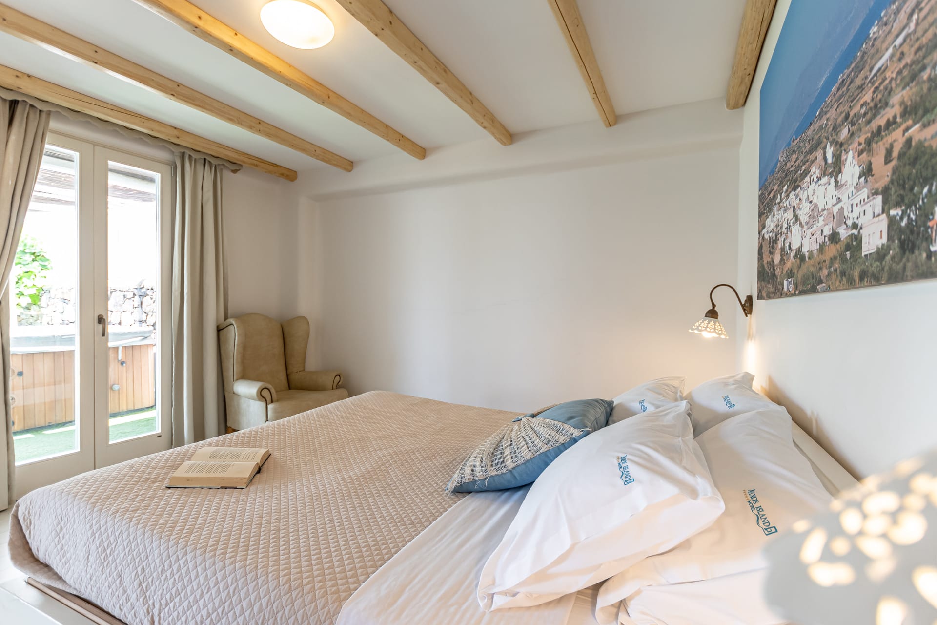 Family room with private Jacuzzi 4 persons