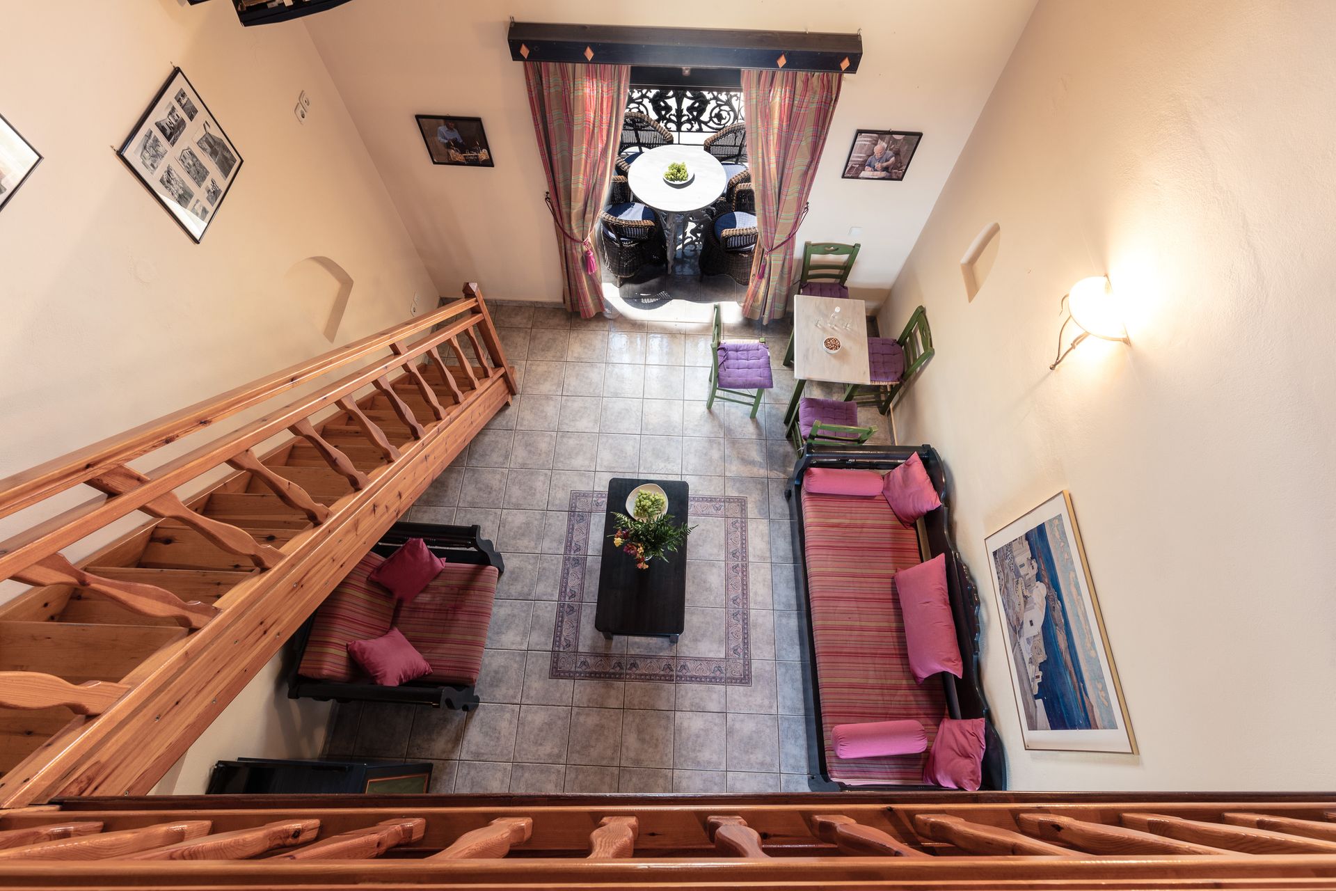 One Bedroom Apartment with Mountain View – Split Level