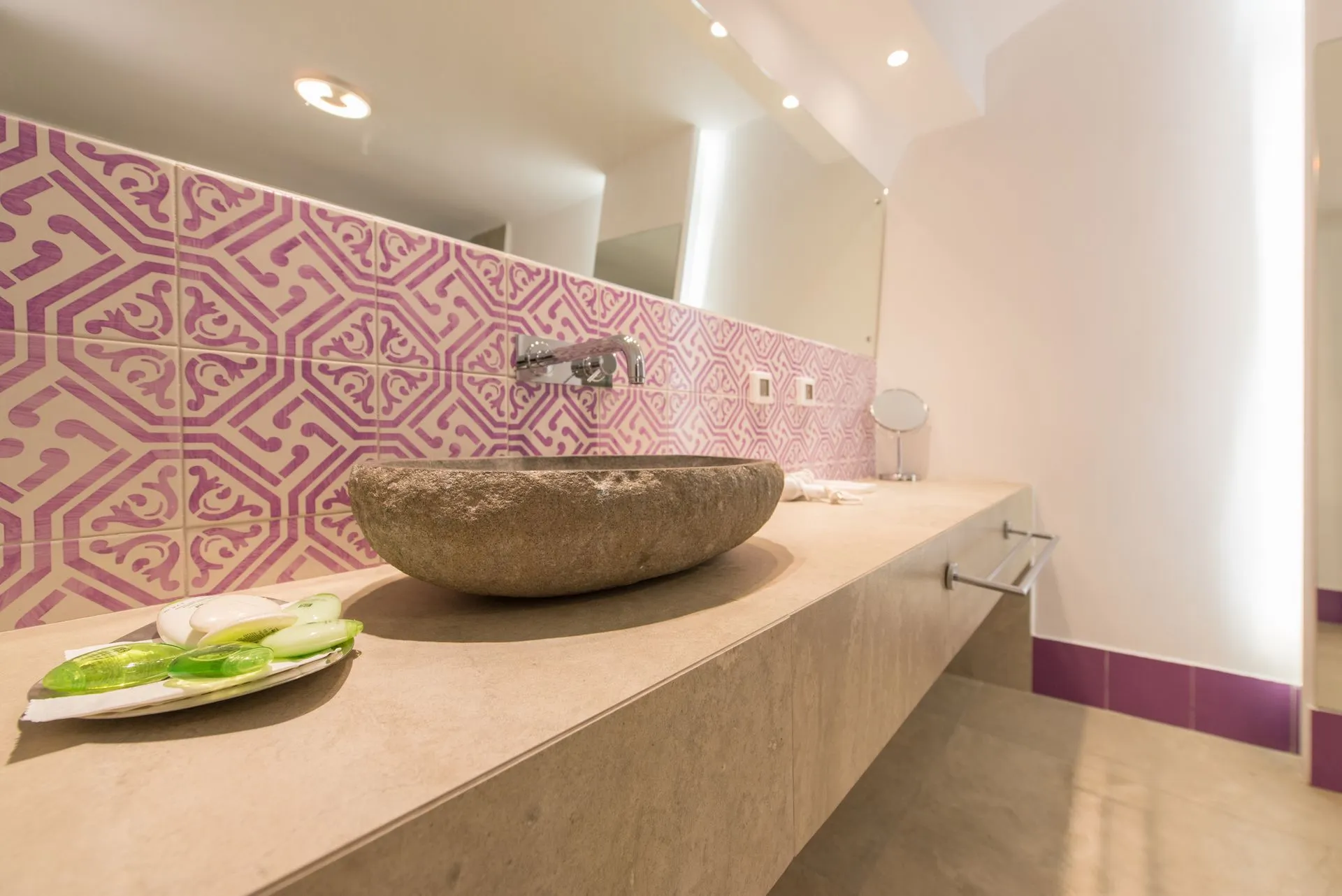 Premium Suite with Private Hot Tub & Caldera View