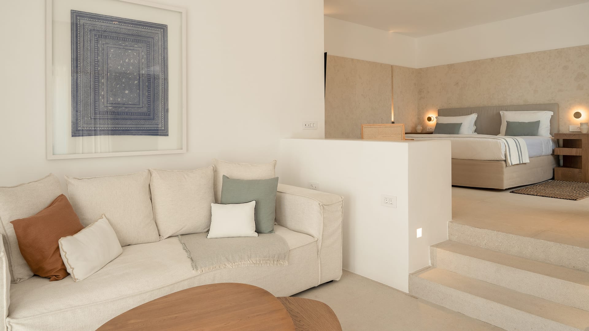 Junior Pool Suite
