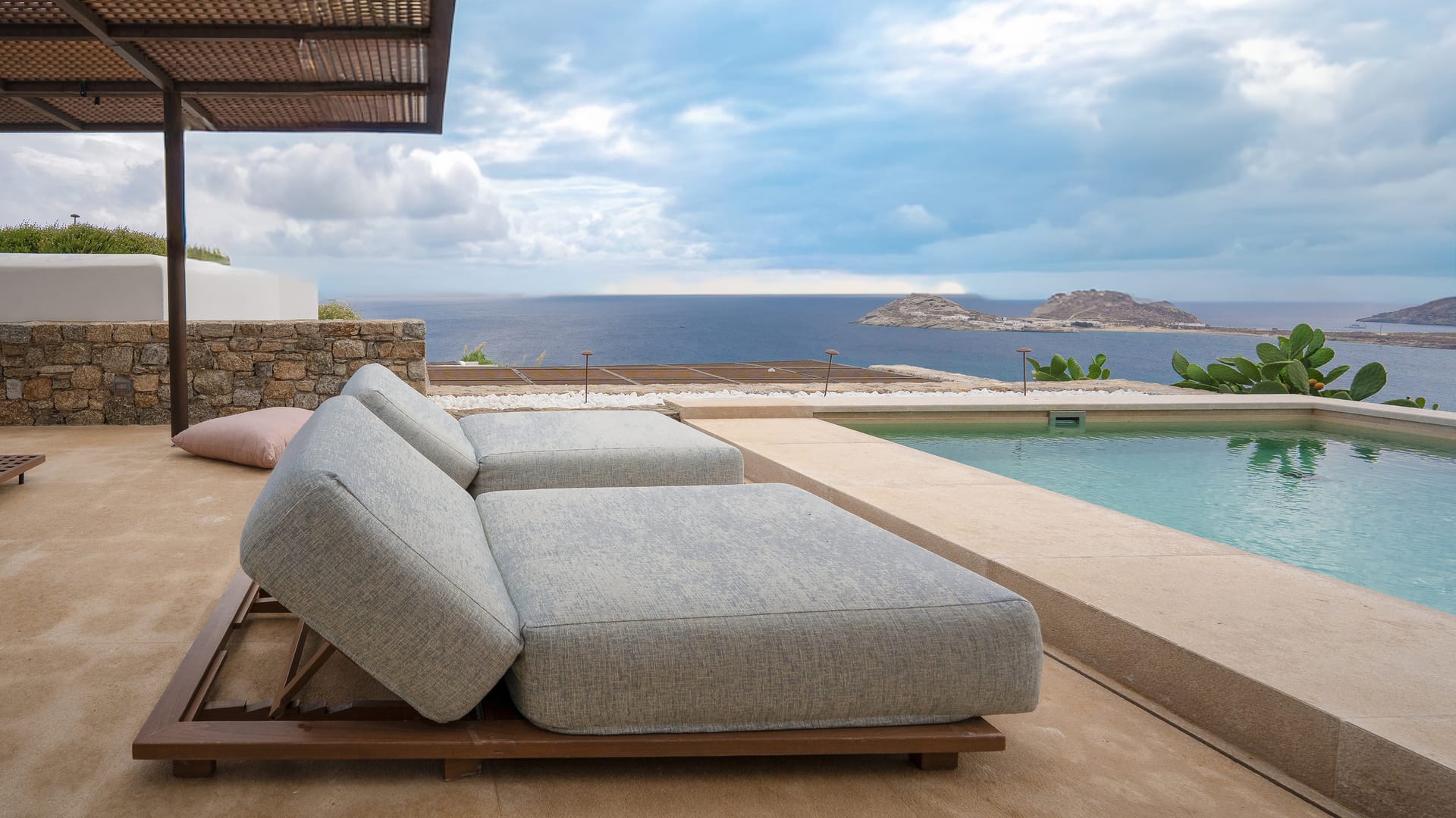 One Bedroom Pool Suite