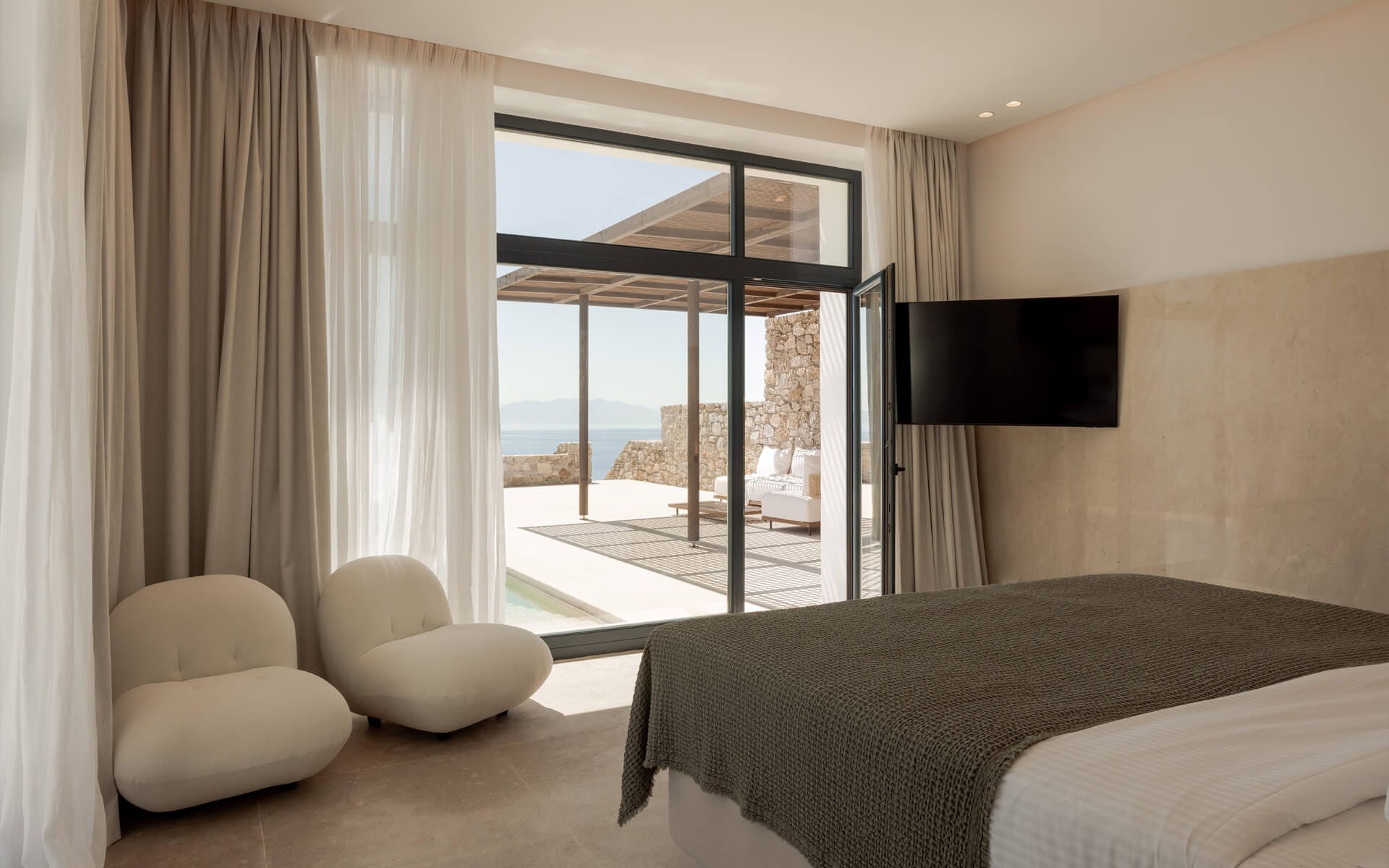 Three Bedroom Villa Calliope