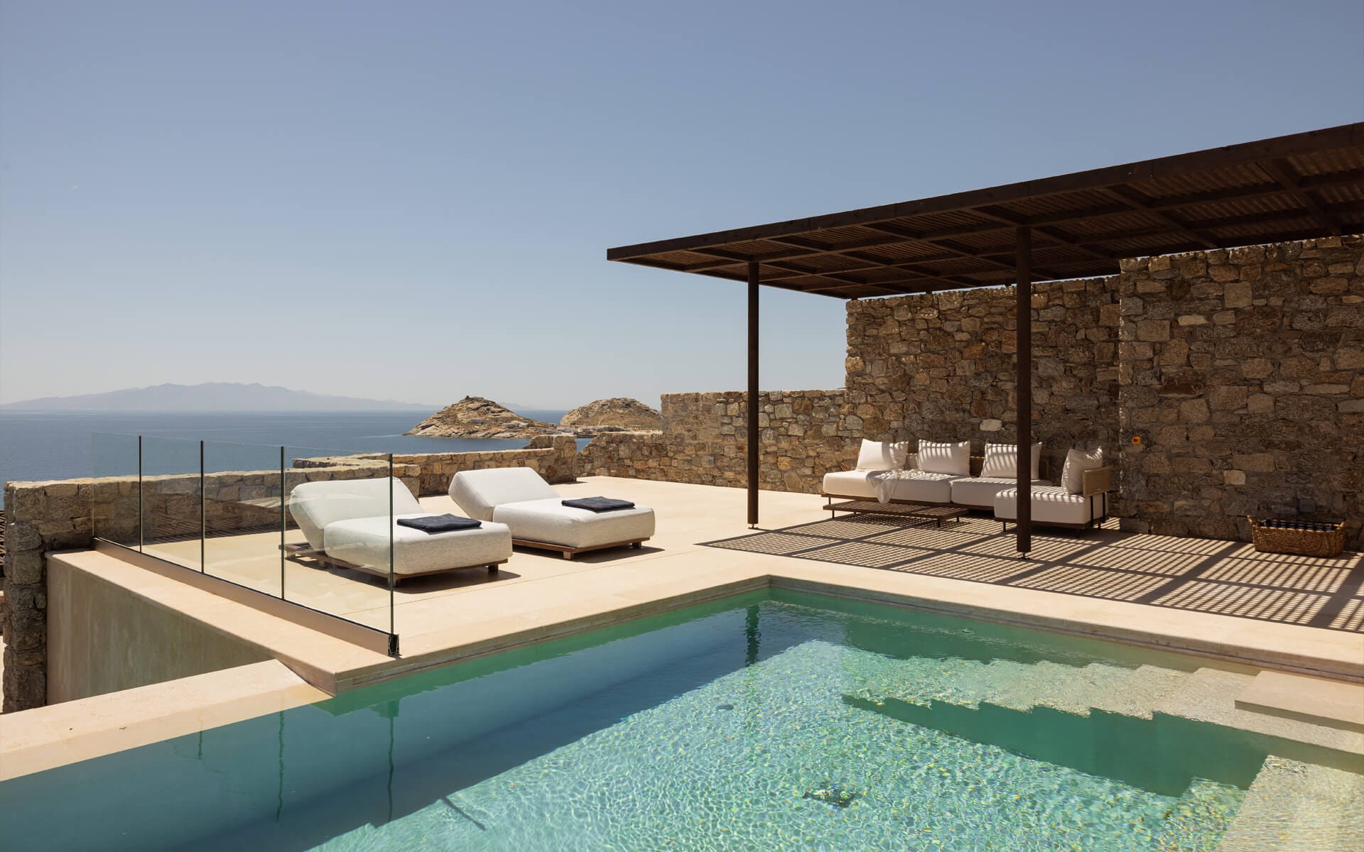 Four Bedroom Villa Calliope