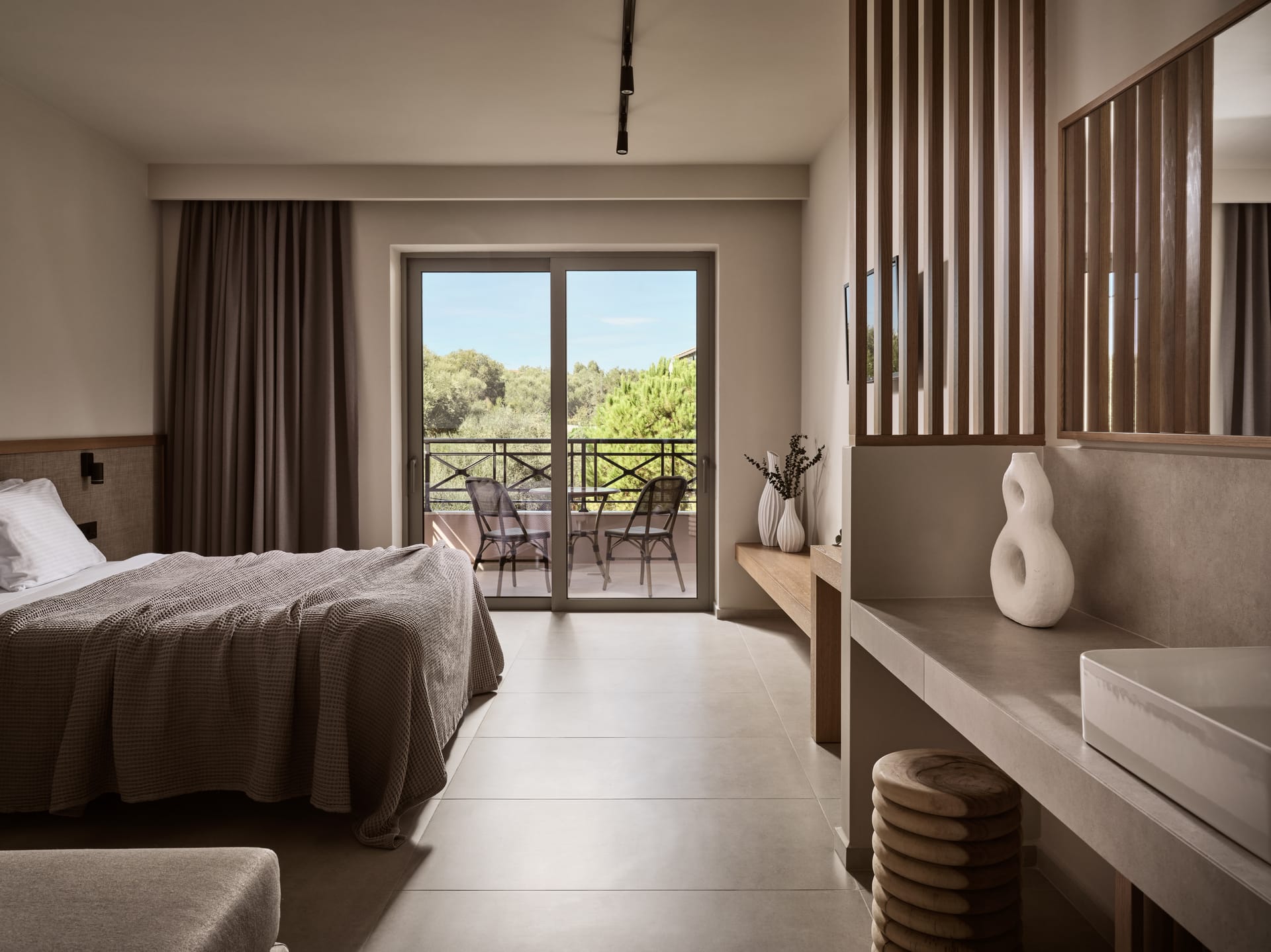 Superior Plus Room