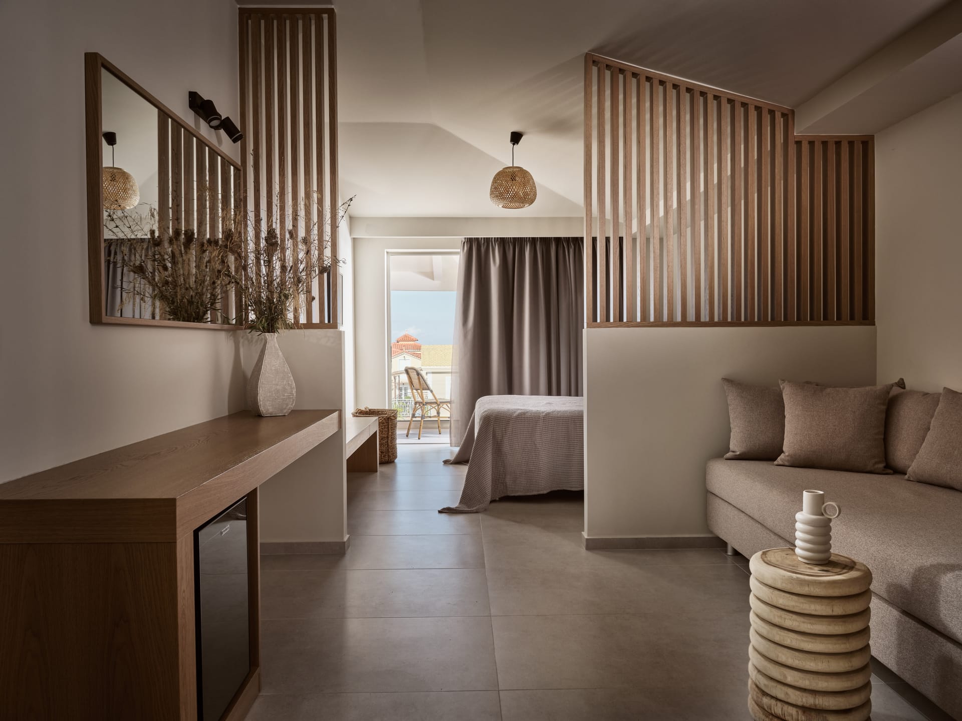 Deluxe Sea View Suite