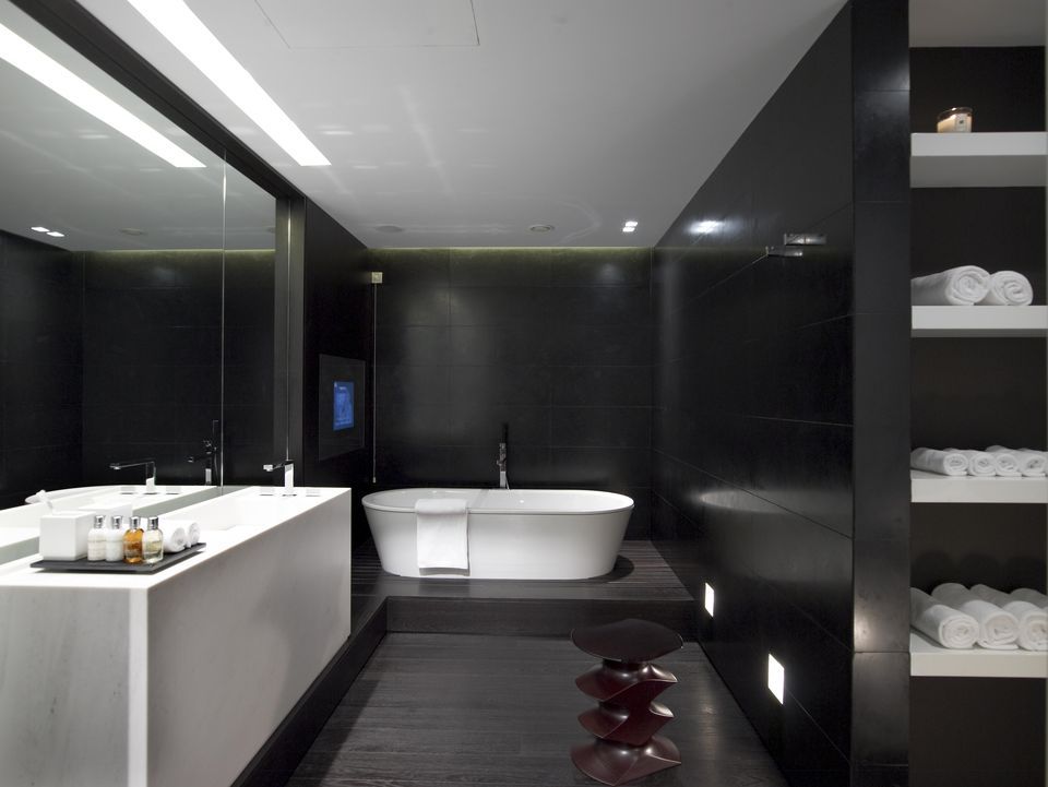 The Met Suite 