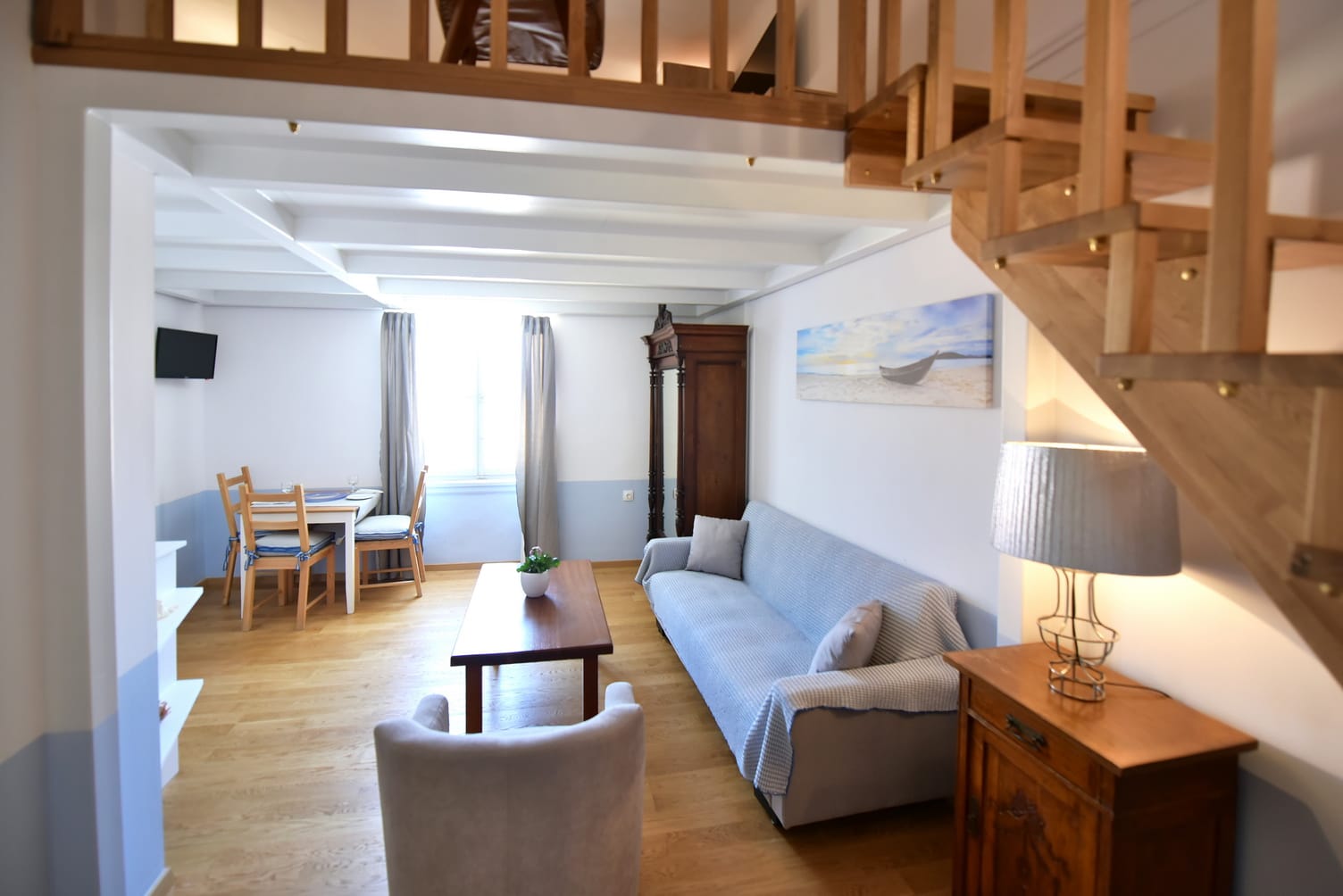 Blue Room [Sea View]