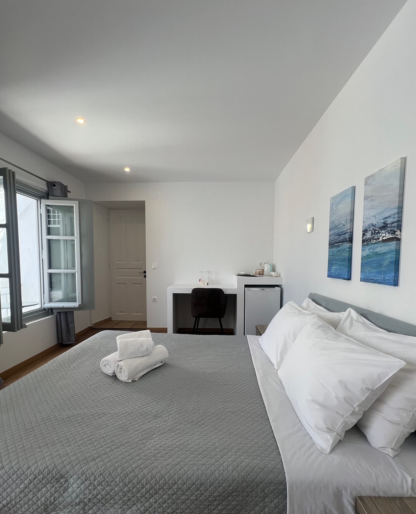 Grey Room