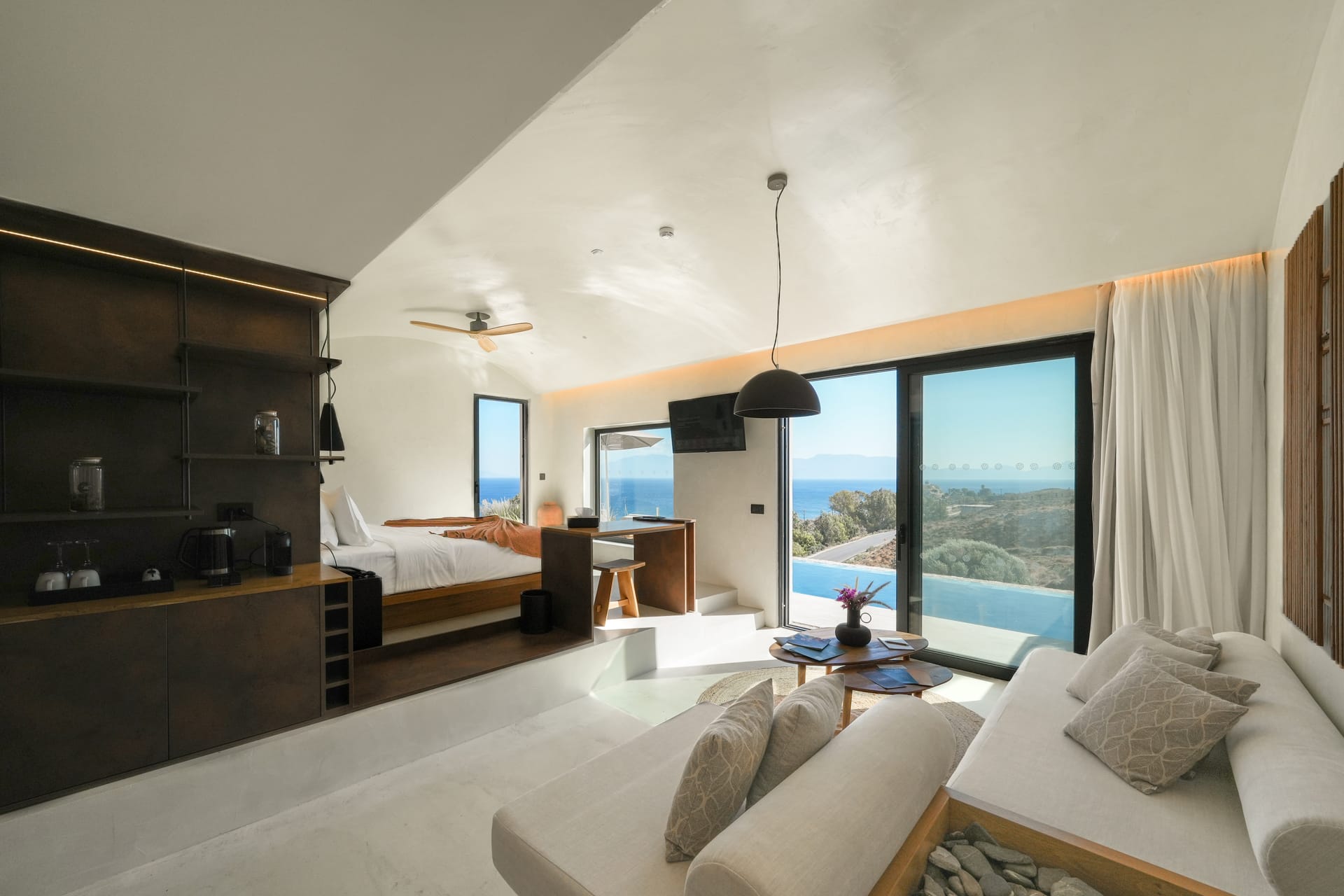 Suite Partial Sea View with Private Pool