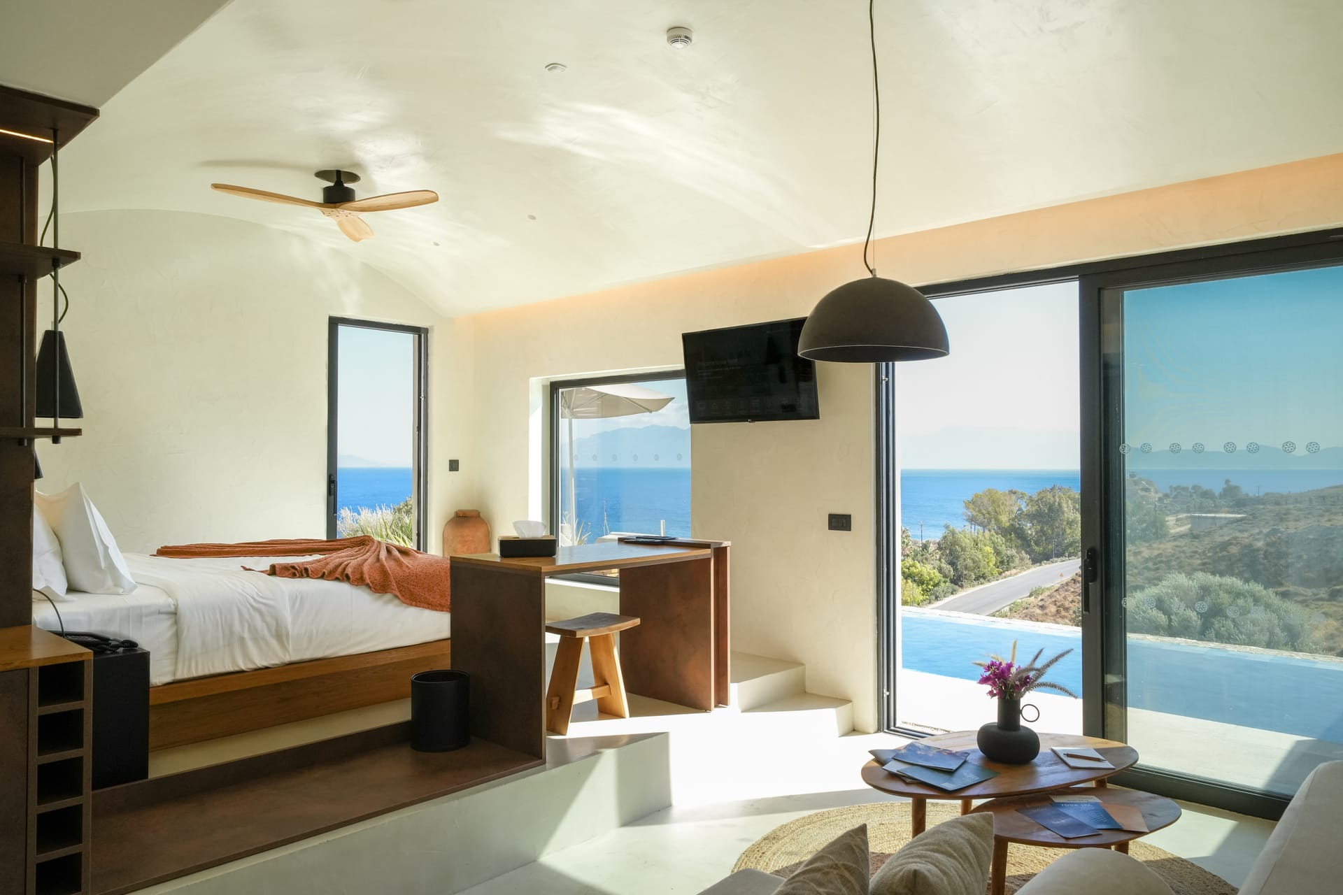 Suite Partial Sea View with Private Pool