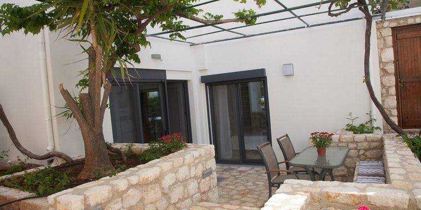 Apartment Giasemi - One Bedroom Apartment | Garden View