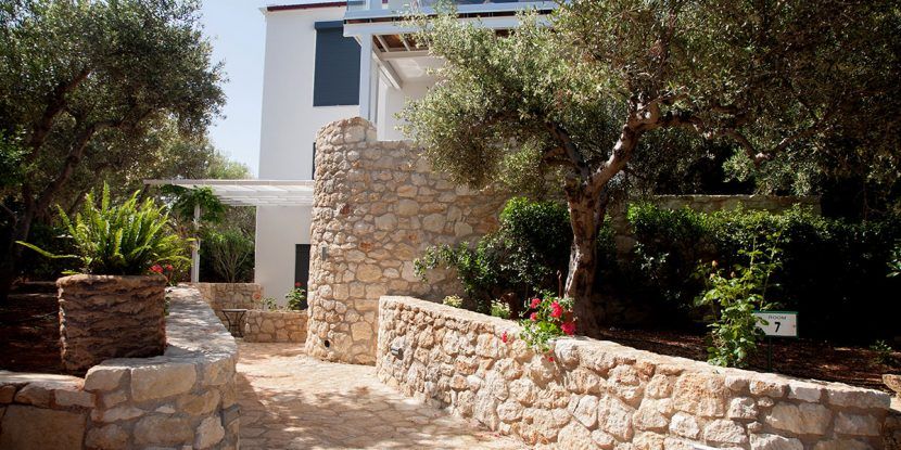 Apartment Lemonia - Family Two Bedrooms Apartment | Garden View