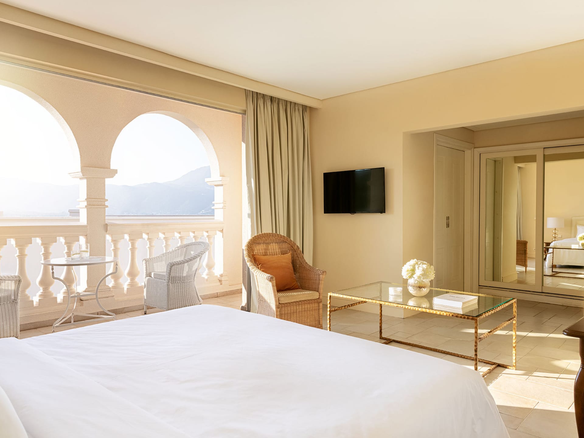 Double Guestroom Landscape View