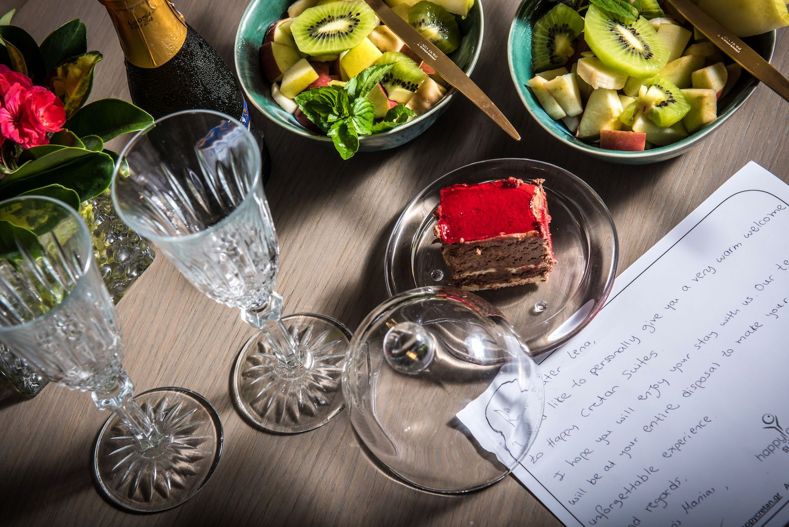 Stone Suite with Hot Tub Sea View