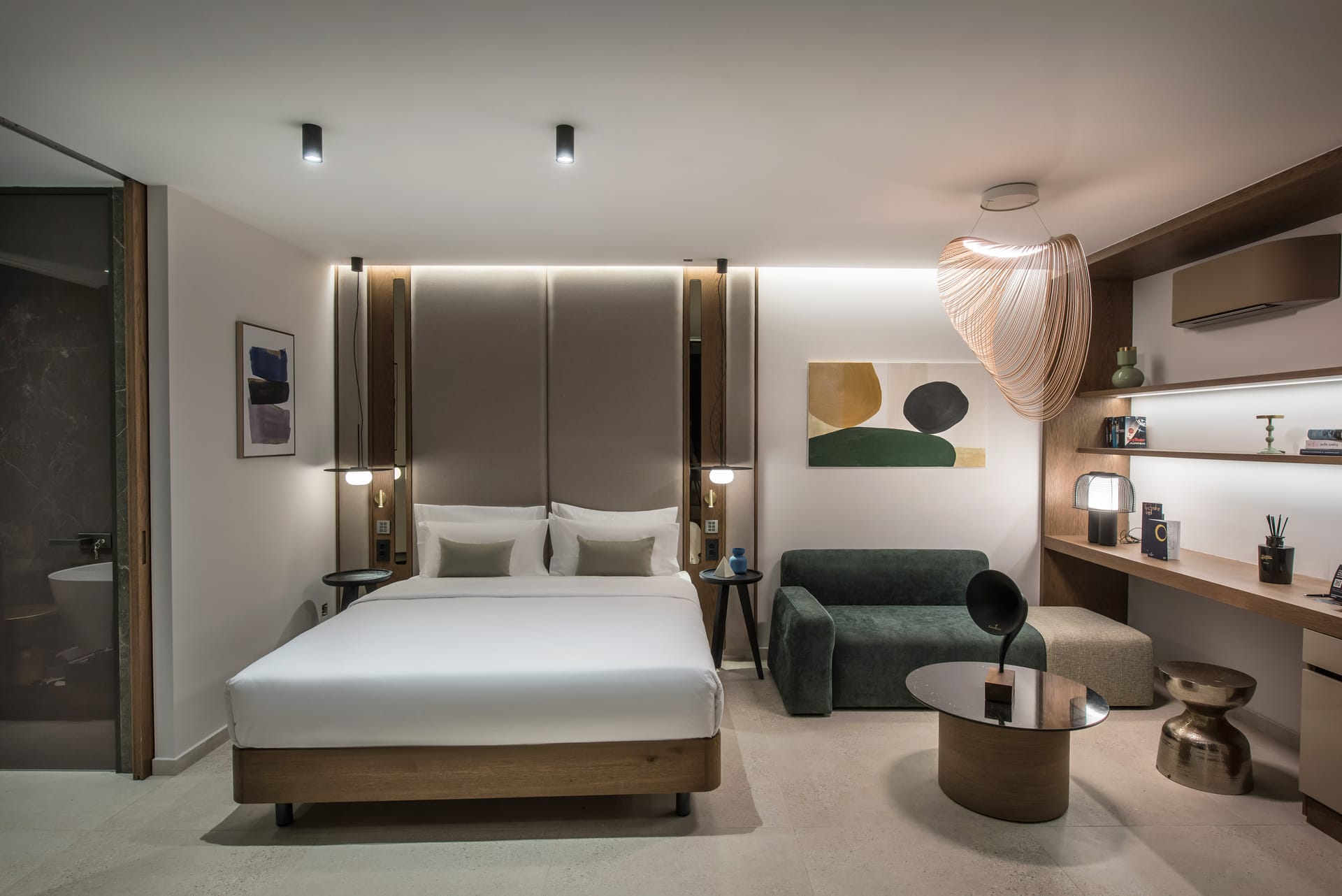 Cave Suite with Private Pool Garden View