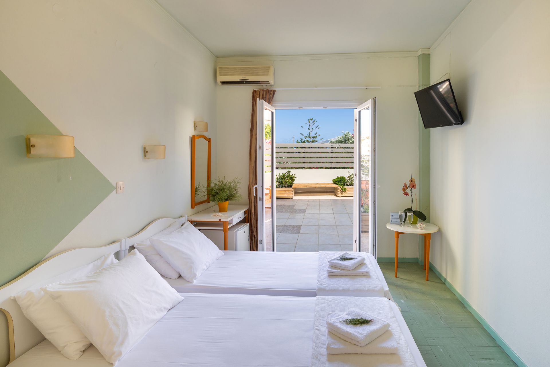 Standard Room Garden View