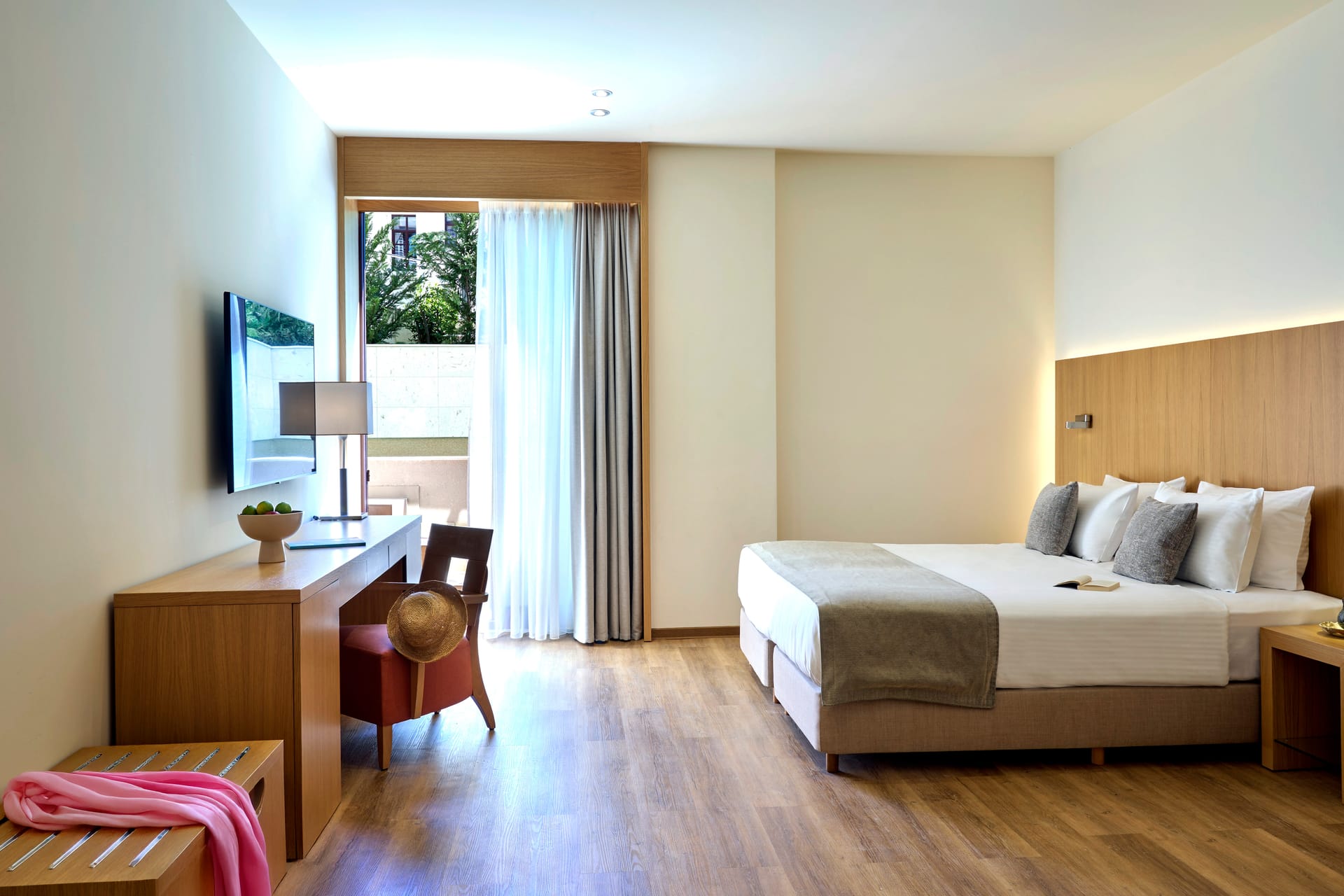 Executive Suite Sharing Pool