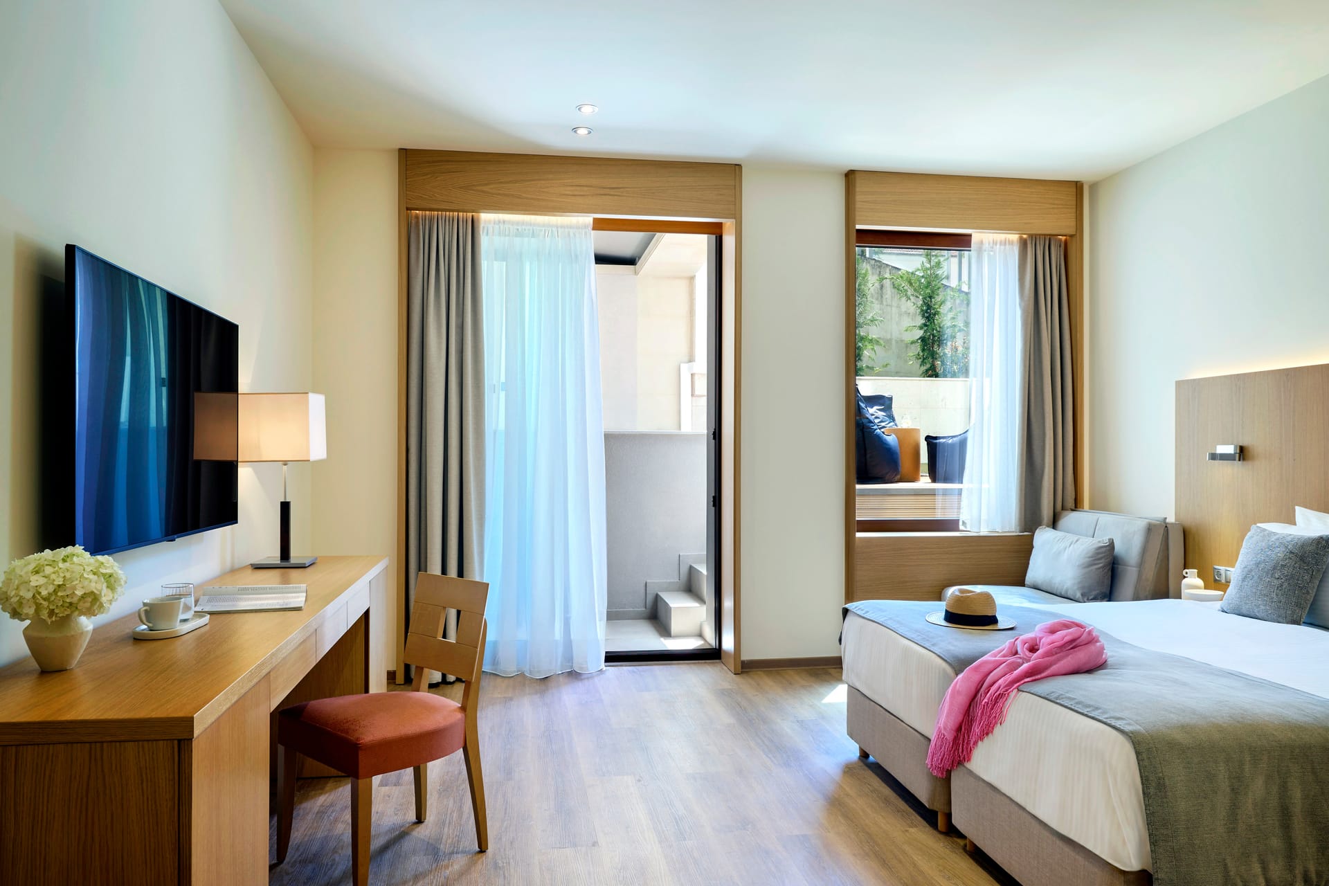 Executive Suite Private Pool