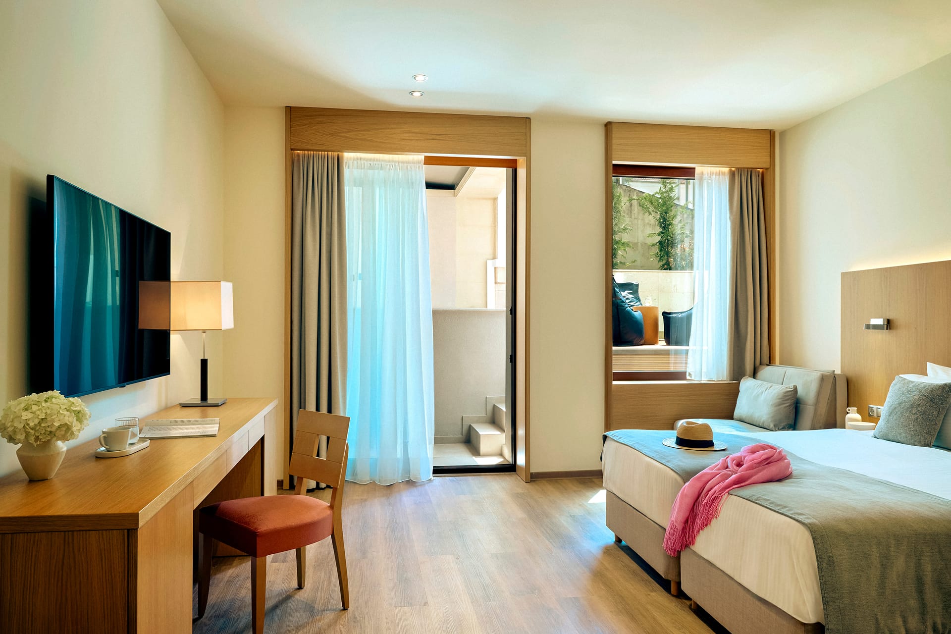 Executive Suite Private Pool