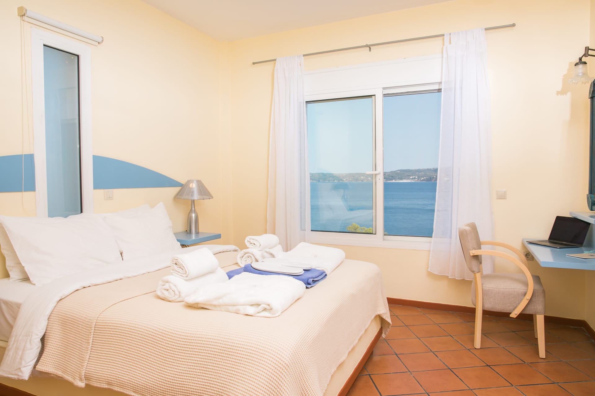 Luxury Suite with sea view