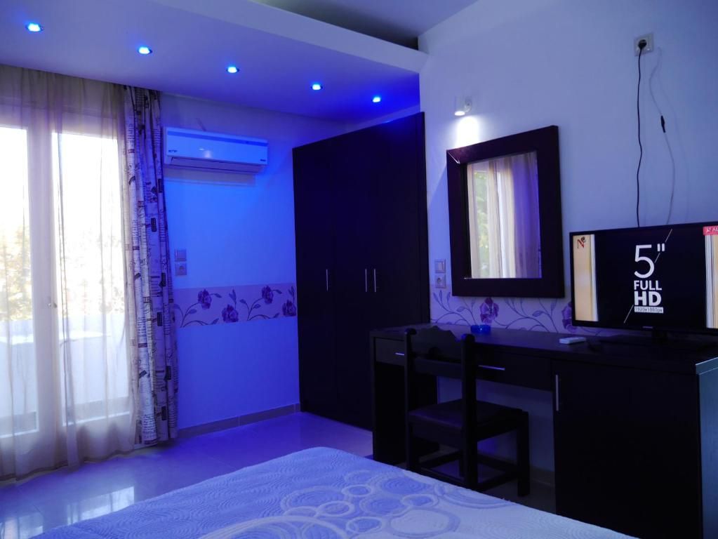 Standard Room with Mountain View