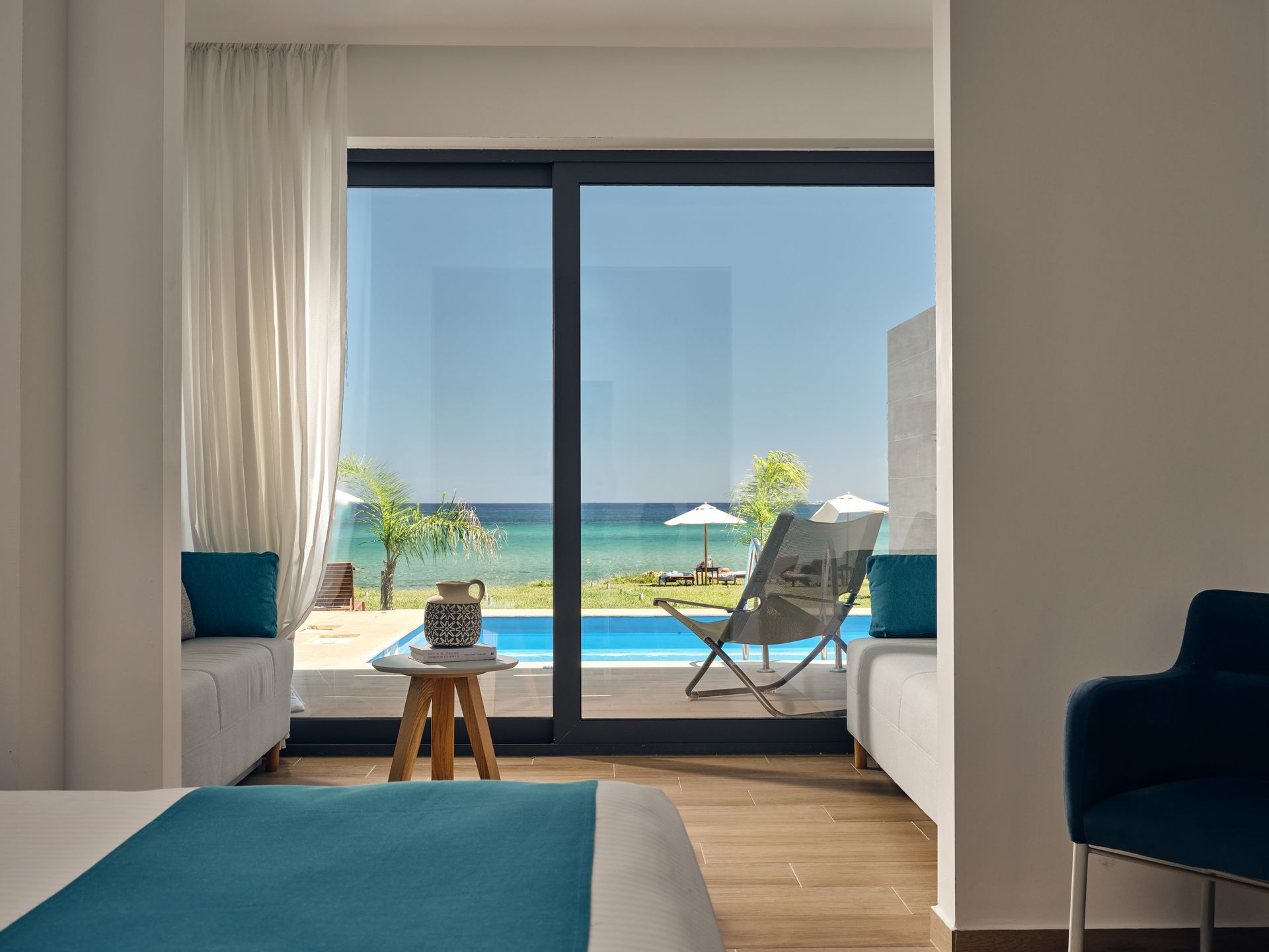 SeaSide Suite with private pool