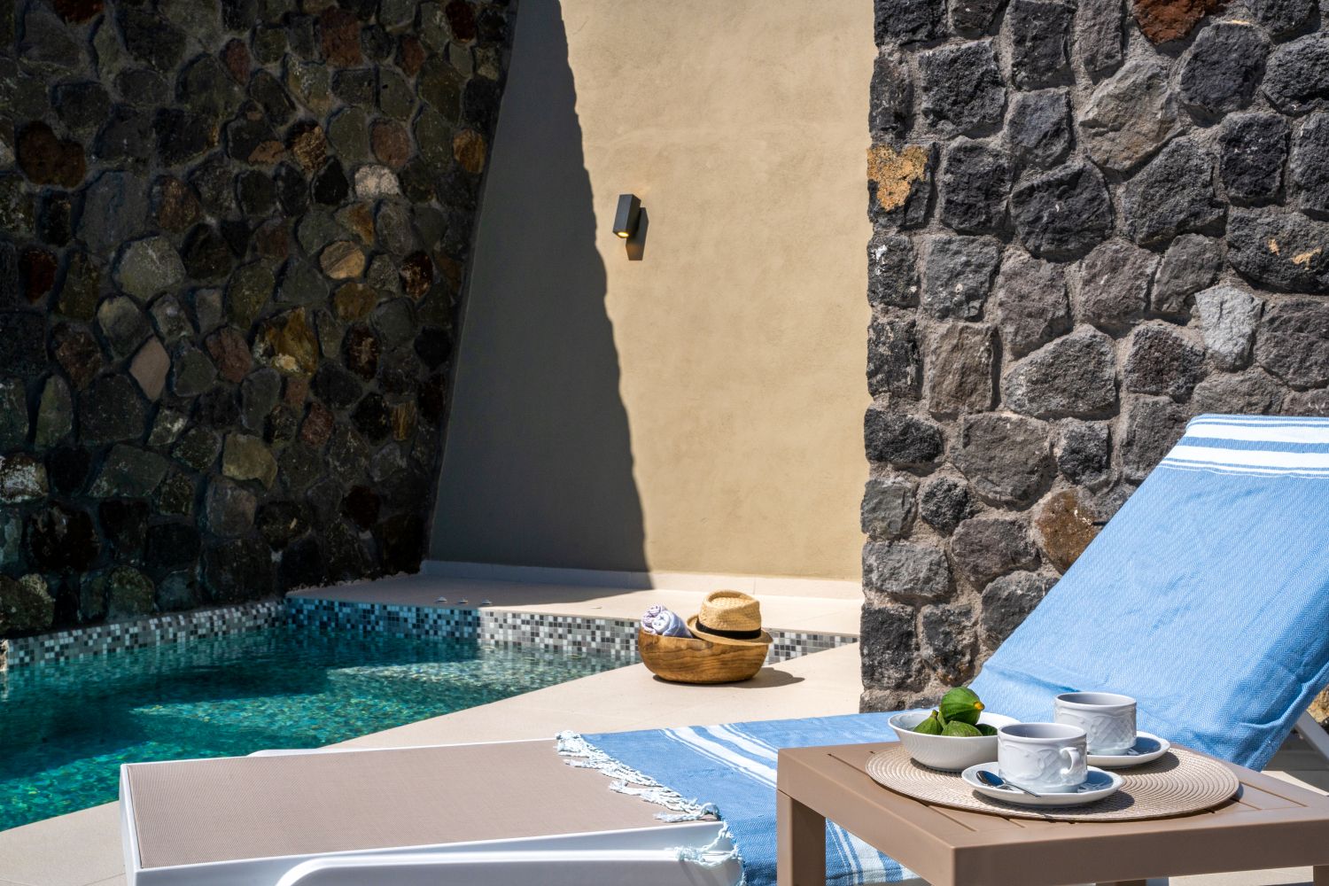 One Bedroom Villa with Pool and Sea View