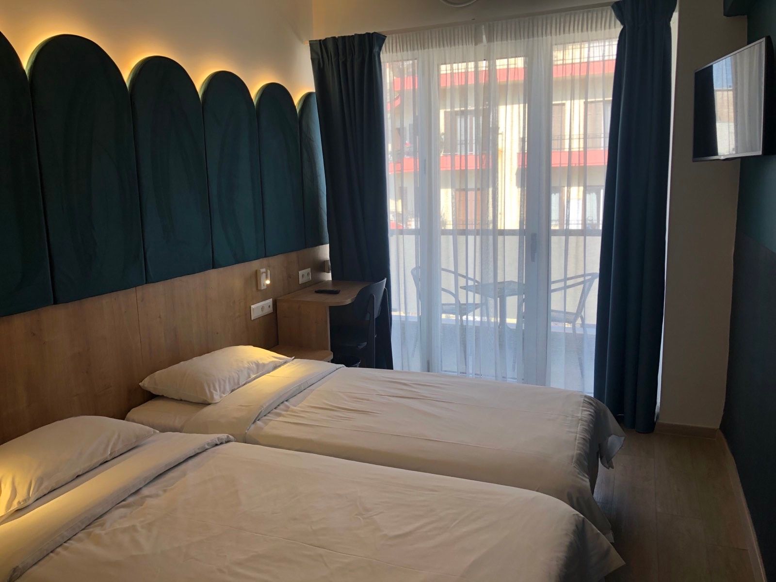 Executive Twin Room with Balcony