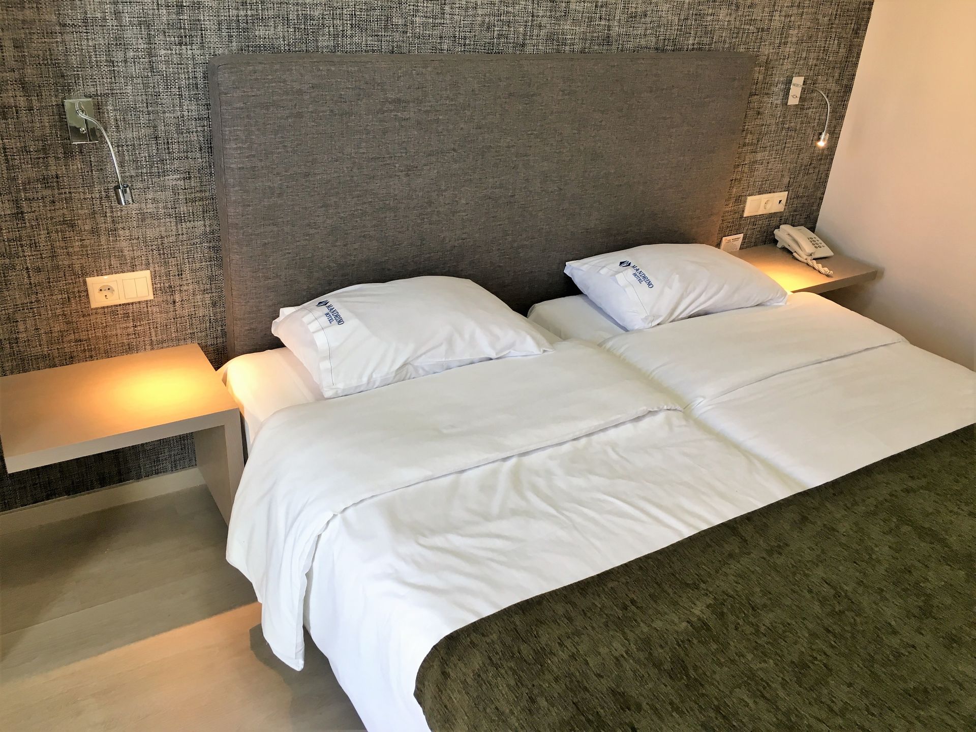 Executive Twin Room with Balcony