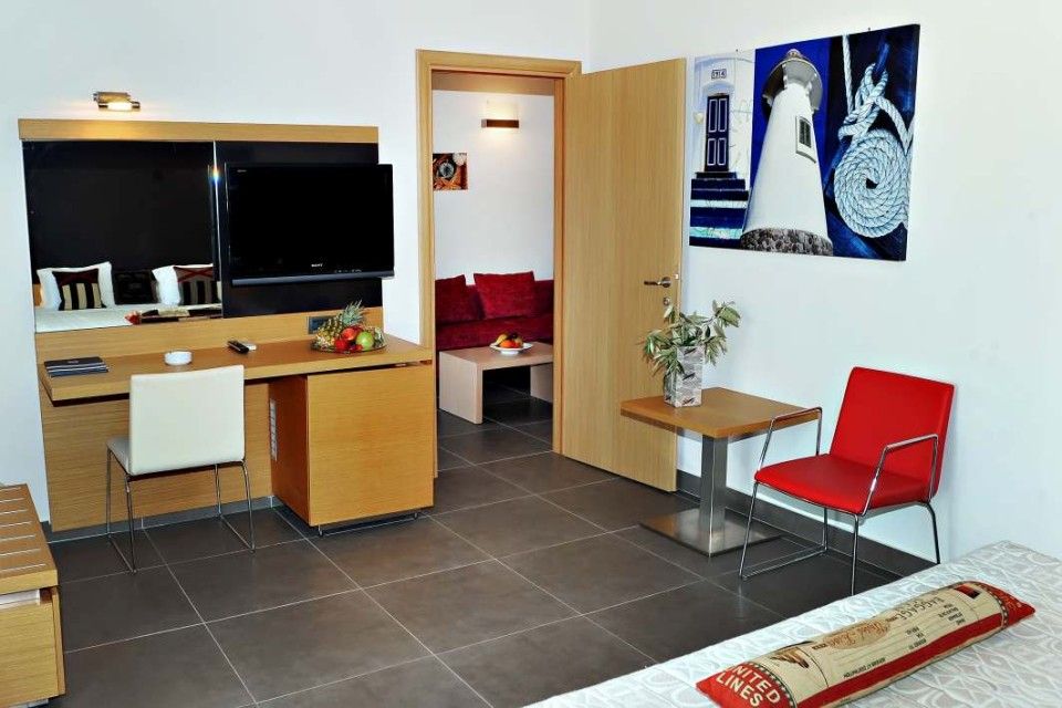 Executive Suite Private Pool