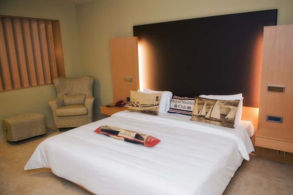 Executive Suite Private Pool