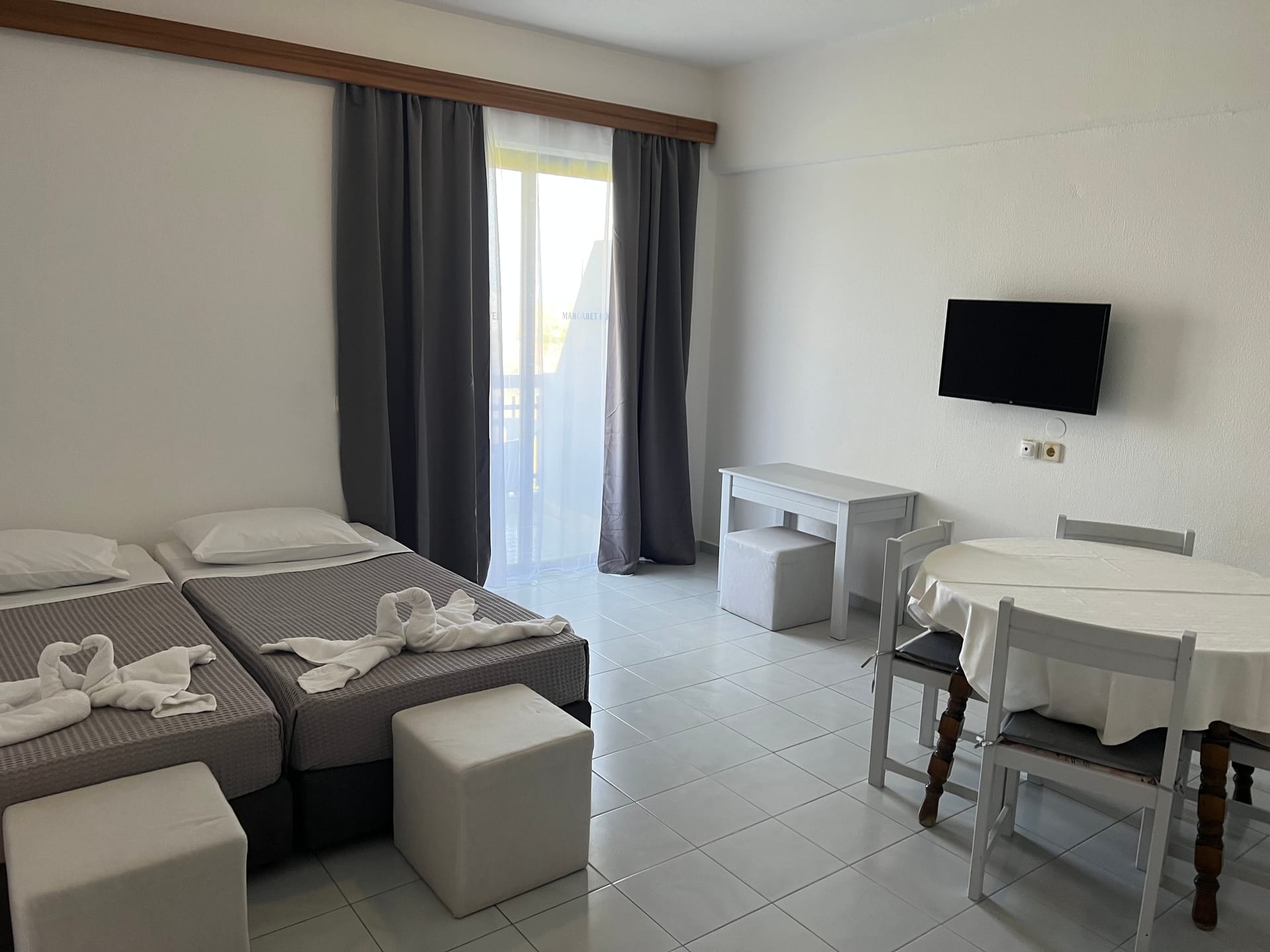 One Bedroom Apartment