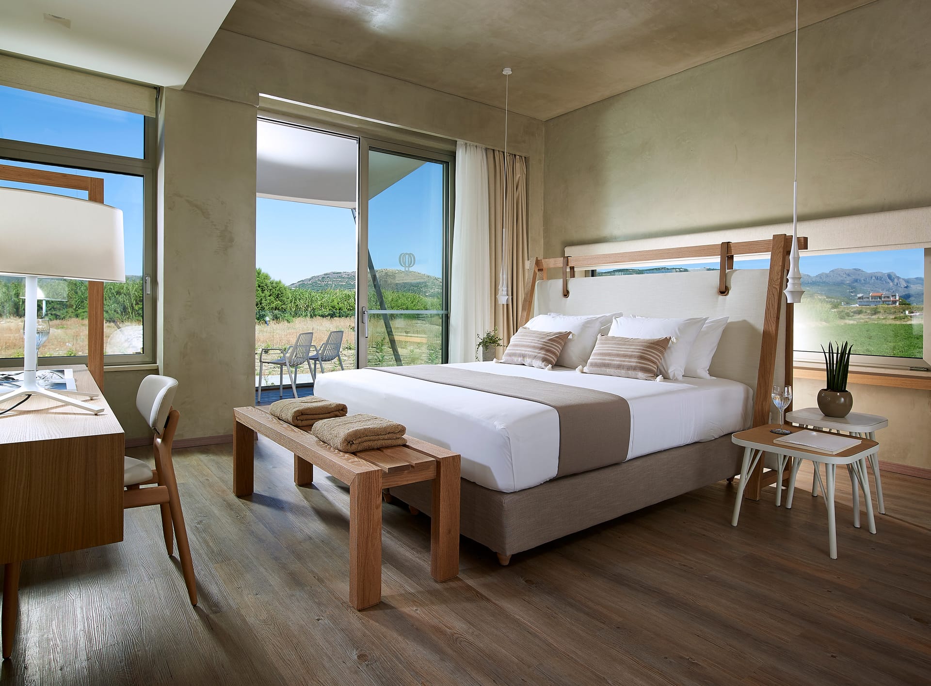 Six – Bedrooms Villa Votsalo