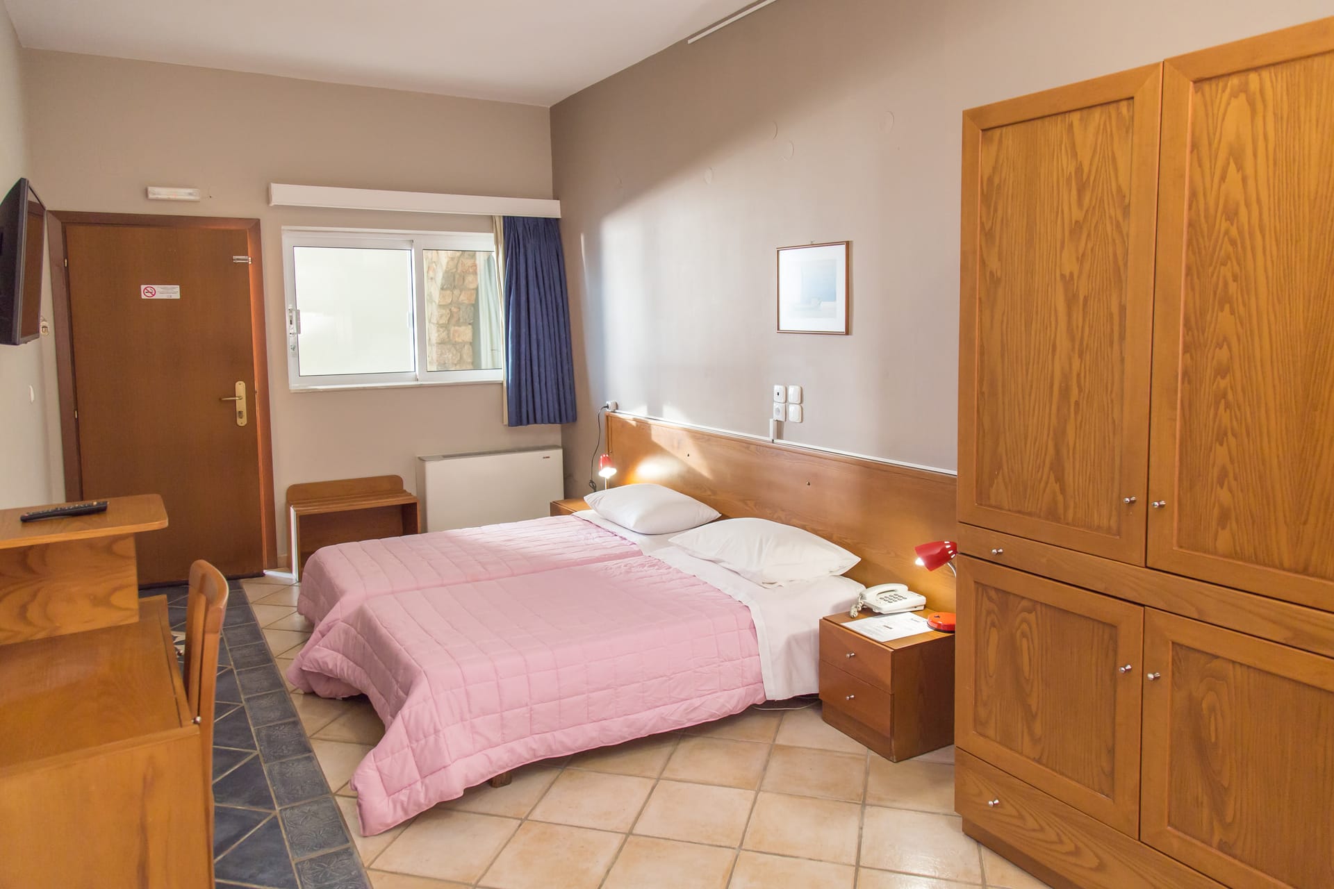 Family Seafront Apartment