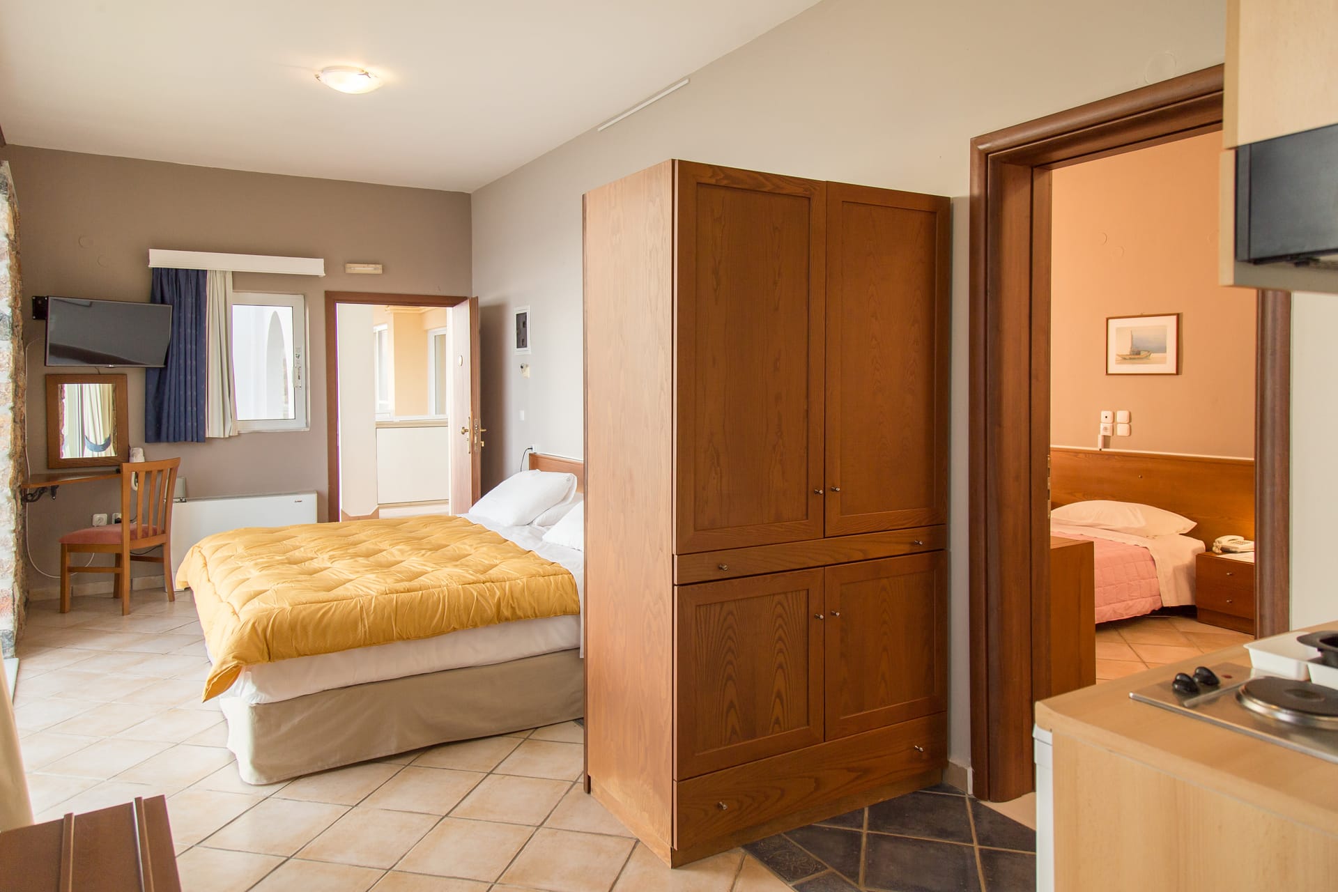 Family Seafront Apartment