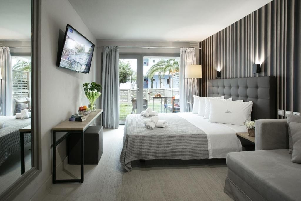 Double Ground Floor Studio with Veranda- Disability Access