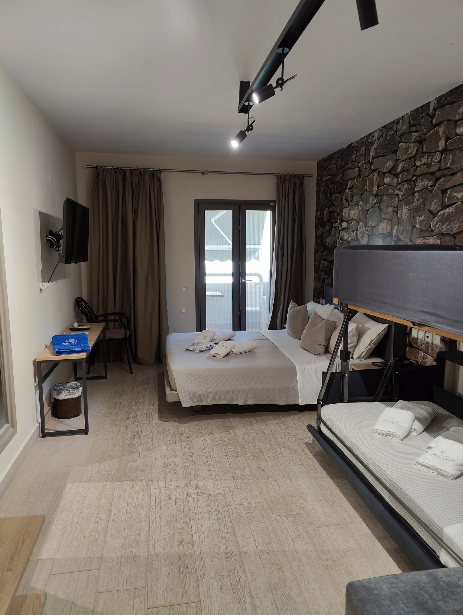 Studio with Side Sea View