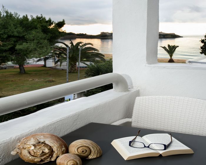 Studio with Side Sea View